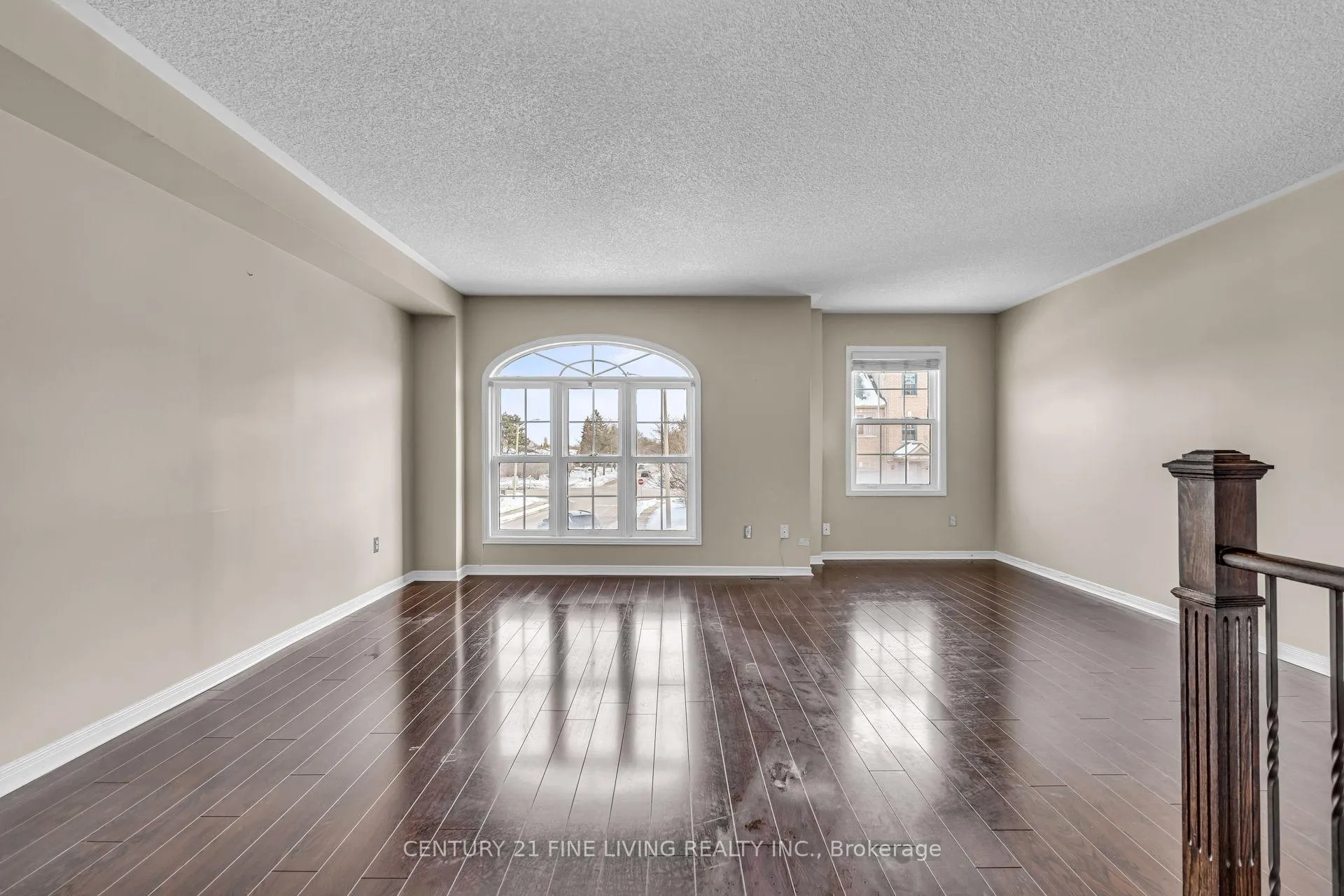 Photo 7 of 209 Provincial Place, Brampton, Northgate — HOMEH