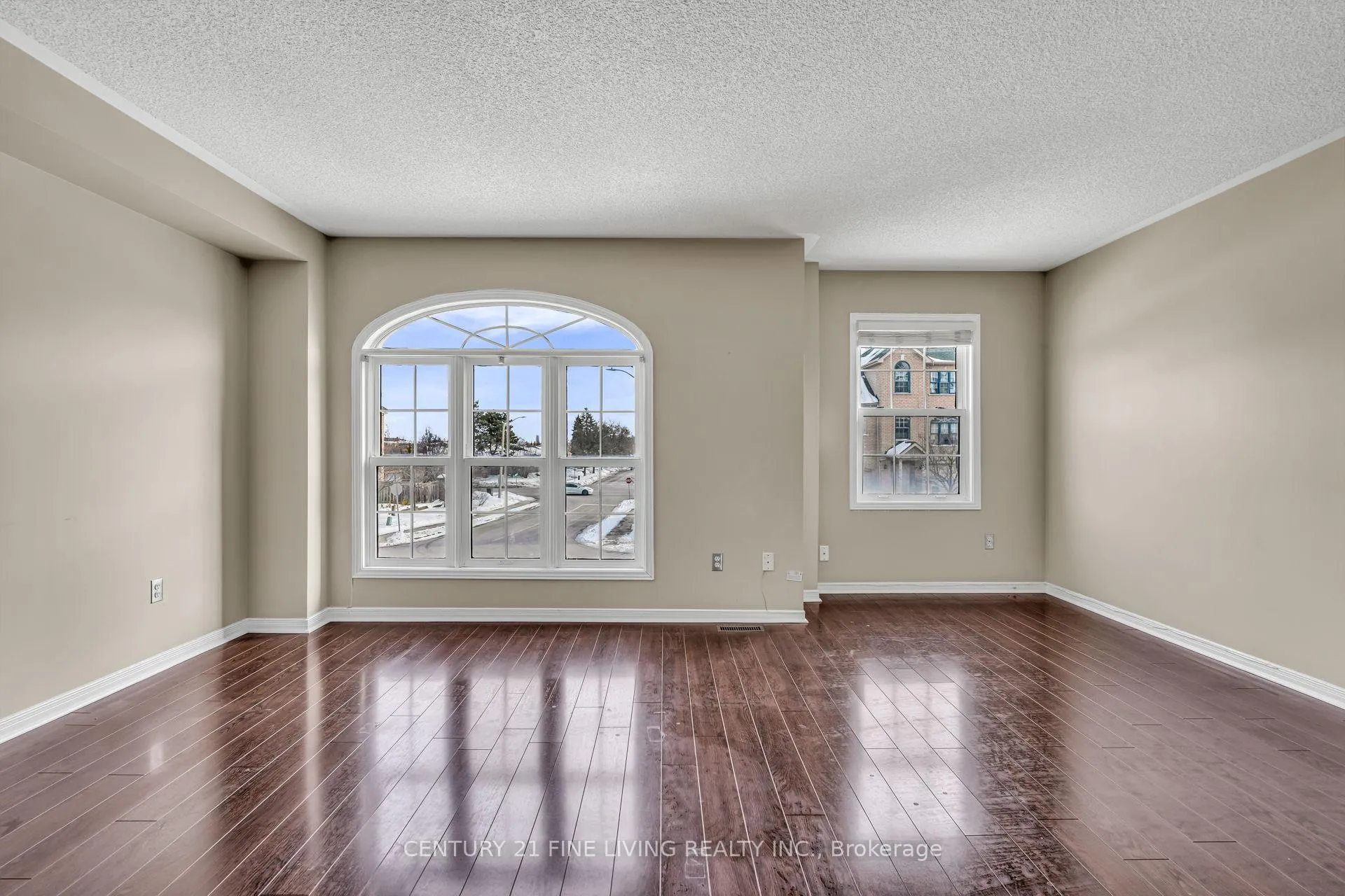 Photo 13 of 209 Provincial Place, Brampton, Northgate — HOMEH