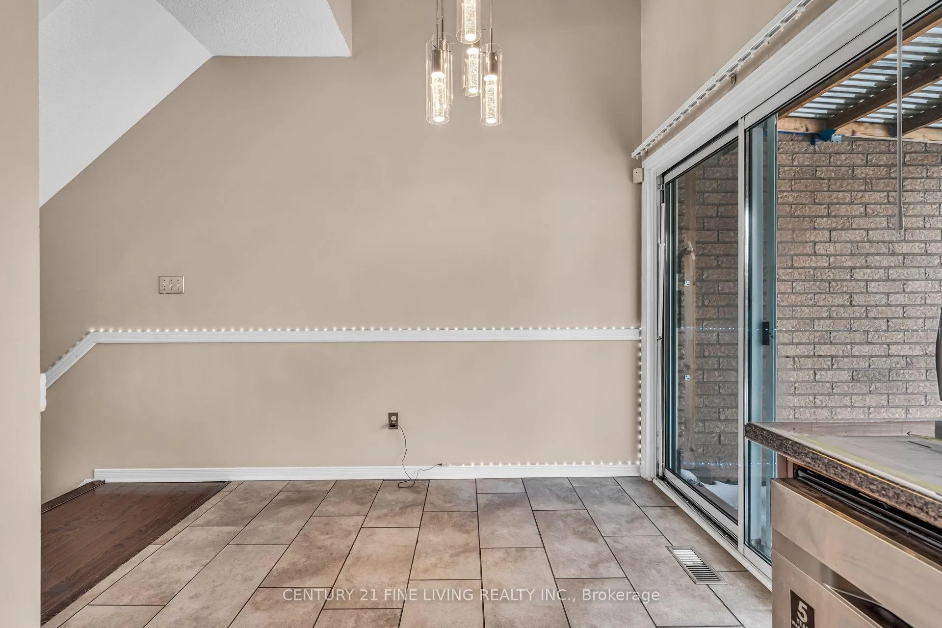 Photo 19 of 209 Provincial Place, Brampton, Northgate — HOMEH
