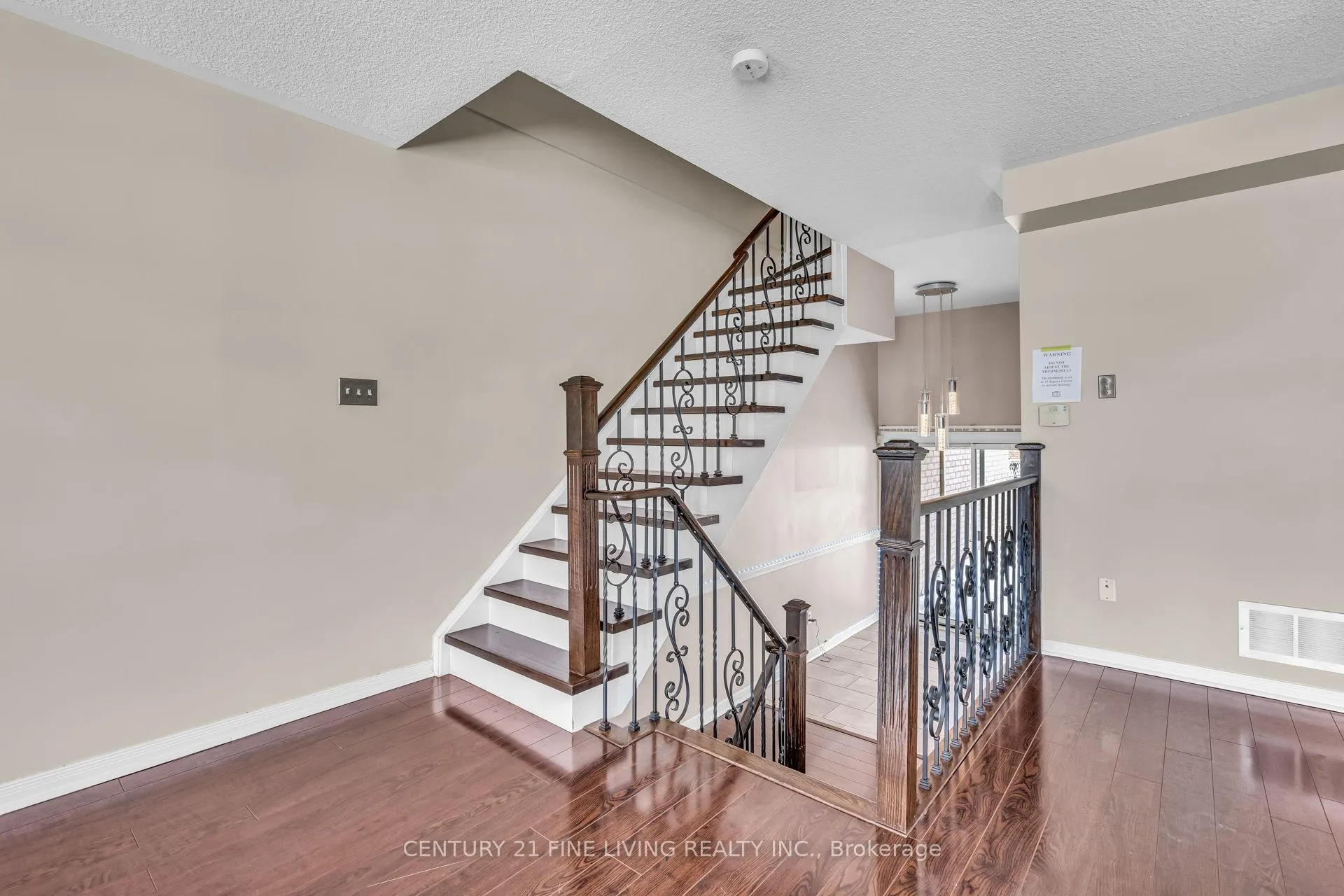 Photo 21 of 209 Provincial Place, Brampton, Northgate — HOMEH