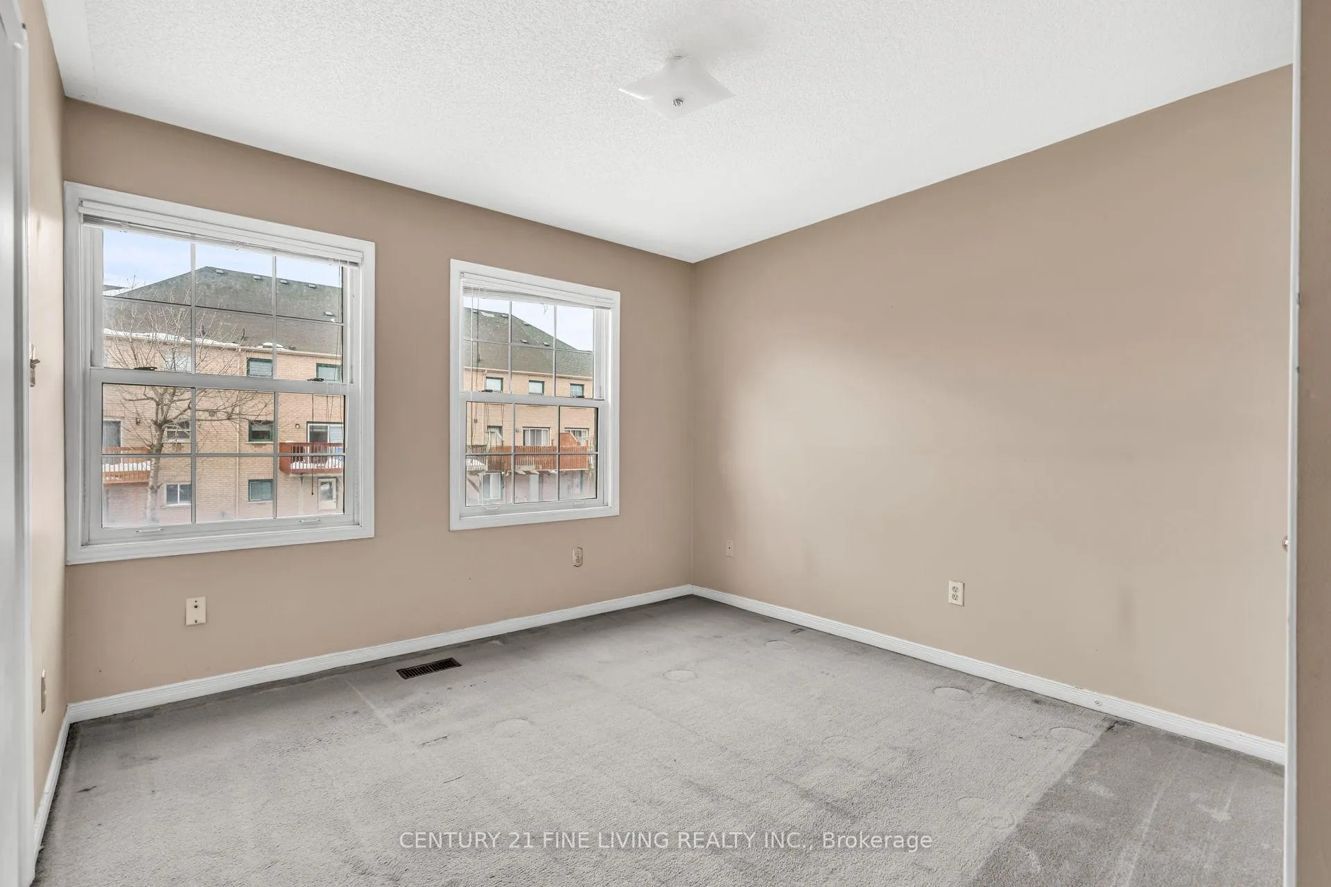 Photo 23 of 209 Provincial Place, Brampton, Northgate — HOMEH