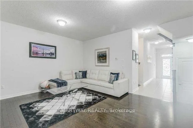 Photo 4 of 52 Franktown Drive, Brampton, Bram East — HOMEH