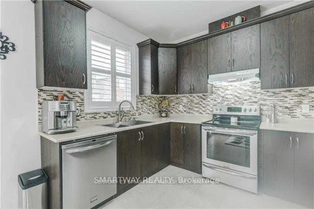 Photo 6 of 52 Franktown Drive, Brampton, Bram East — HOMEH