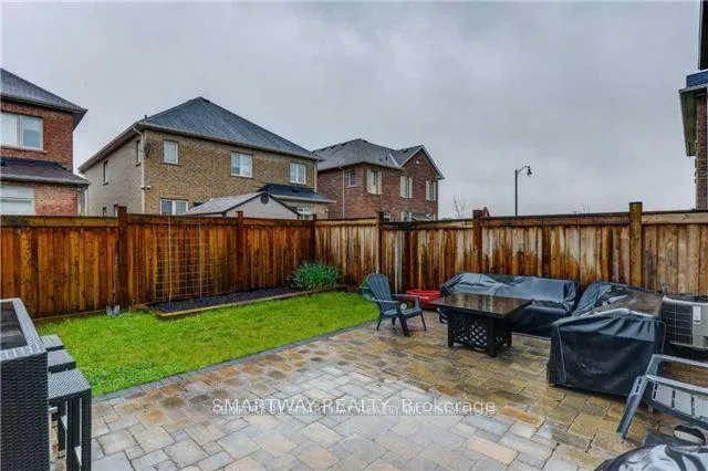 Photo 14 of 52 Franktown Drive, Brampton, Bram East — HOMEH