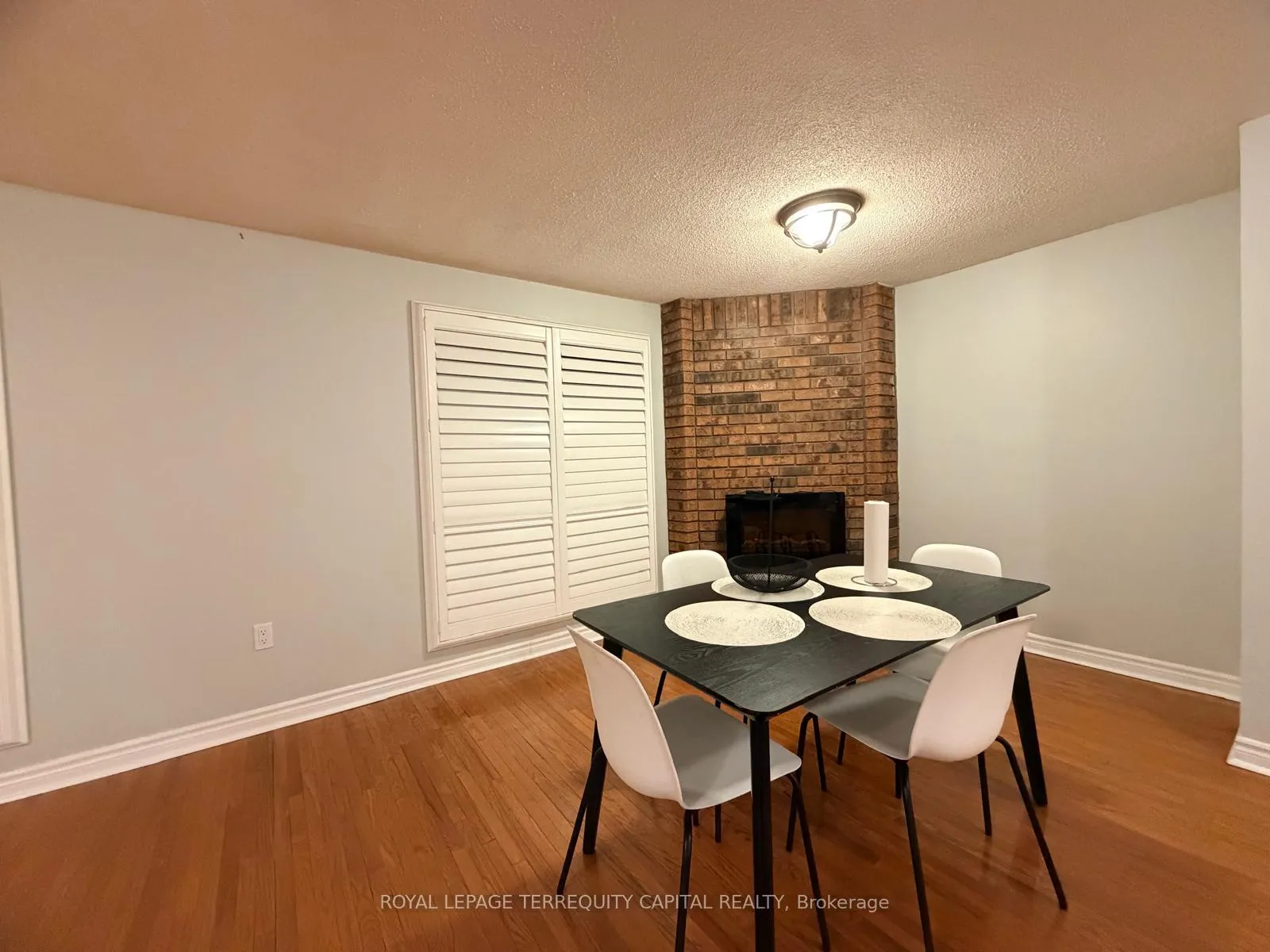 Photo 5 of Unit Upper, 5 Ford Street, Barrie, Sunnidale — HOMEH