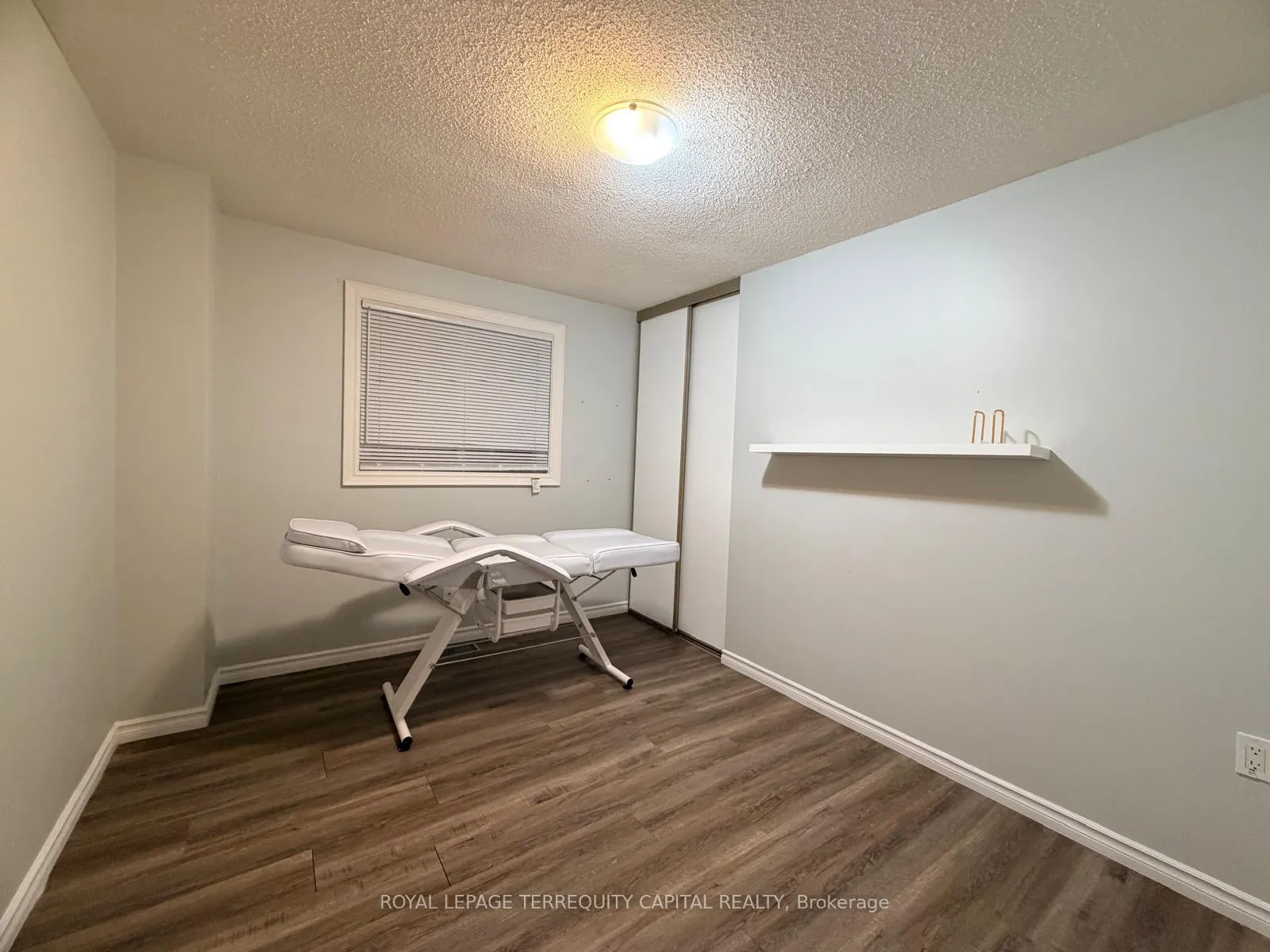 Photo 7 of Unit Upper, 5 Ford Street, Barrie, Sunnidale — HOMEH