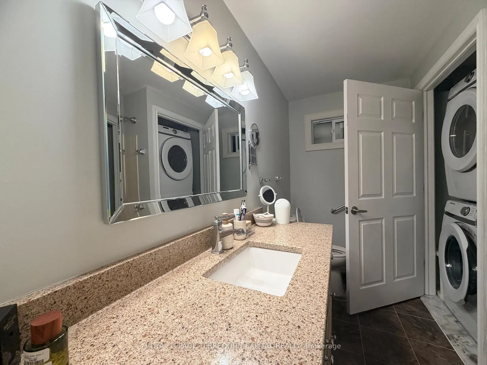 Photo 8 of Unit Upper, 5 Ford Street, Barrie, Sunnidale — HOMEH