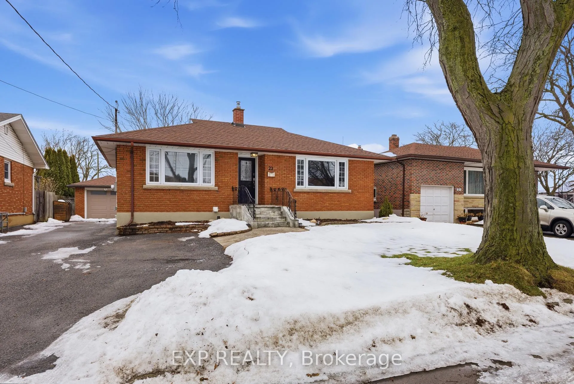 Photo 1 of 23 Chalmers Street, St. Catharines, Facer — HOMEH