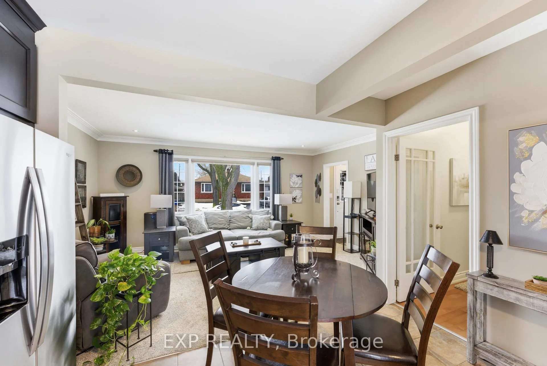 Photo 13 of 23 Chalmers Street, St. Catharines, Facer — HOMEH