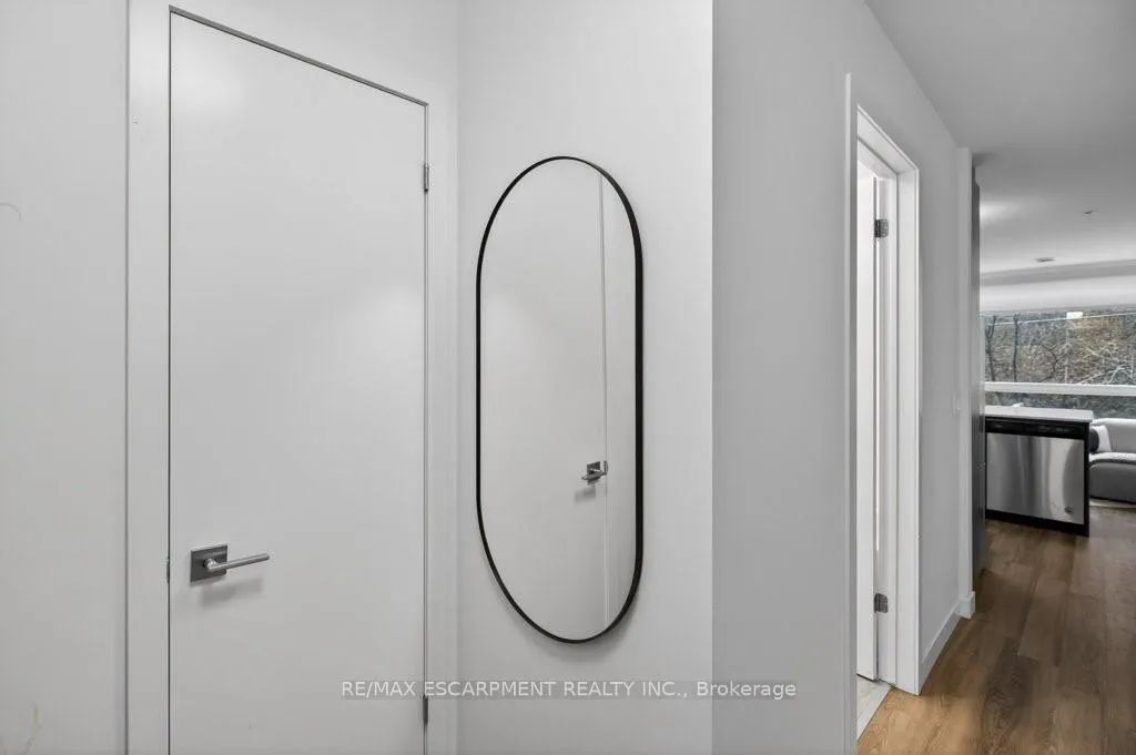Photo 8 of Unit 209, 479 Charlton Avenue E, Hamilton, Stinson — HOMEH