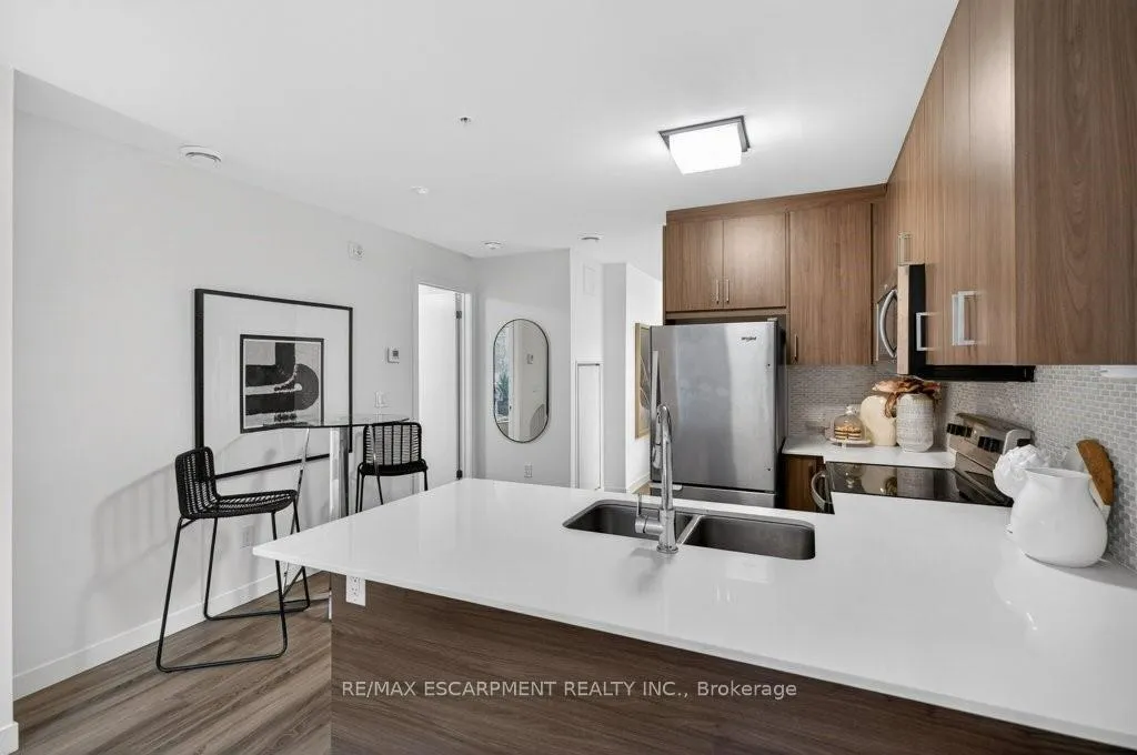 Photo 16 of Unit 209, 479 Charlton Avenue E, Hamilton, Stinson — HOMEH