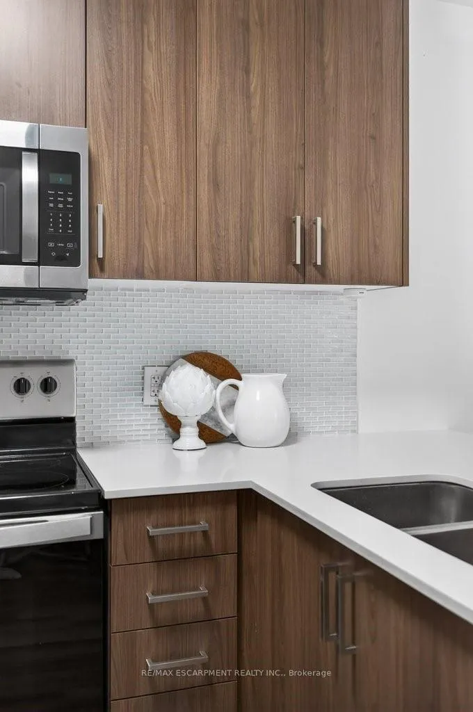 Photo 27 of Unit 209, 479 Charlton Avenue E, Hamilton, Stinson — HOMEH