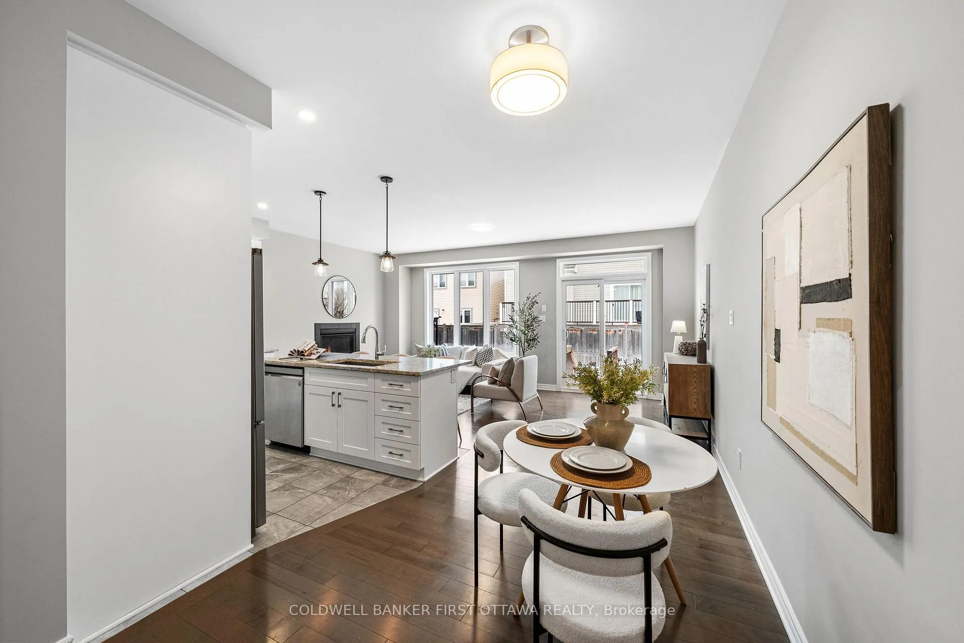 Photo 10 of 426 Warmstone Drive, Ottawa, Stittsville (North) — HOMEH