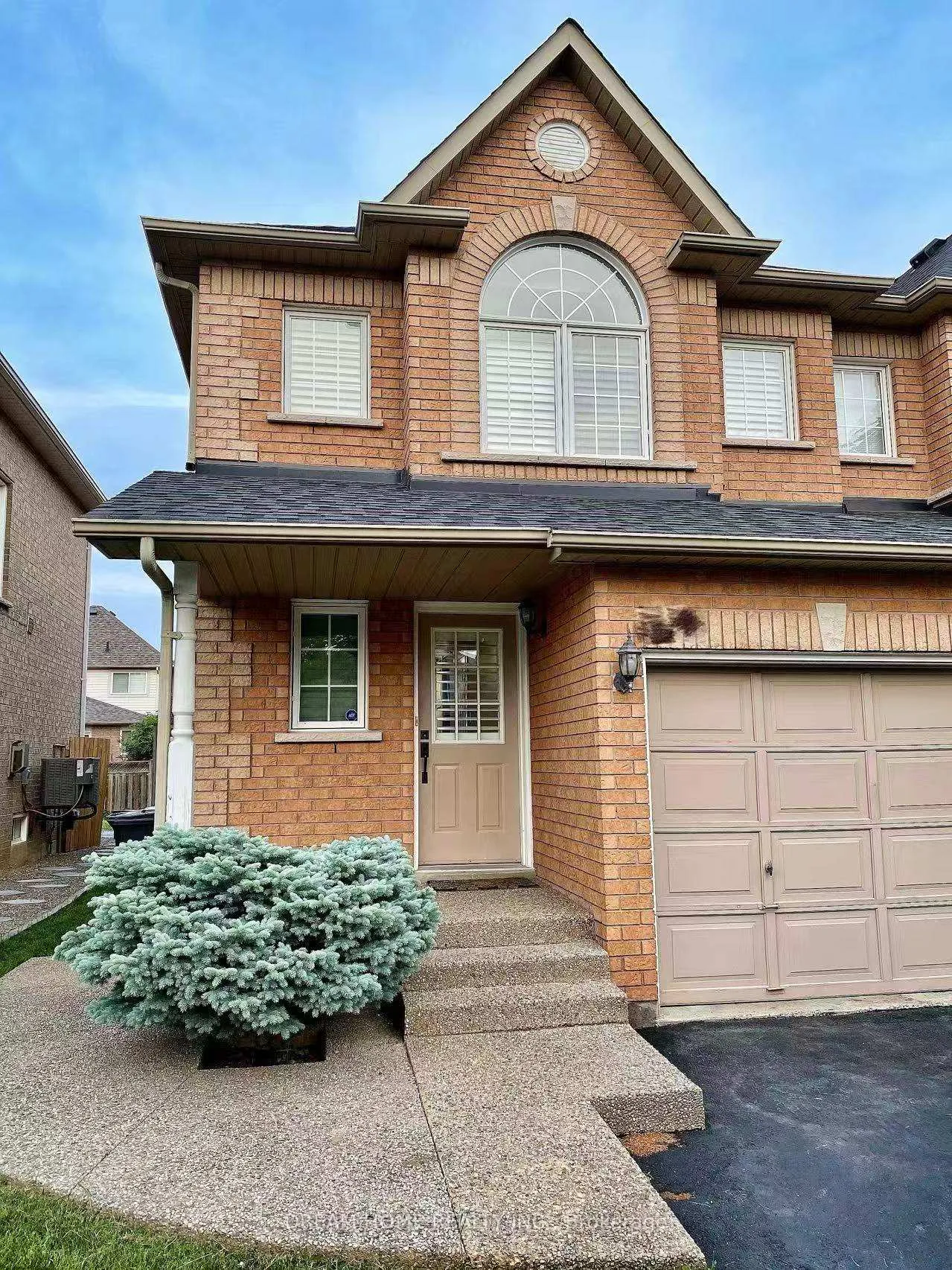 Photo 2 of 3746 Windhaven Drive, Mississauga, Lisgar — HOMEH