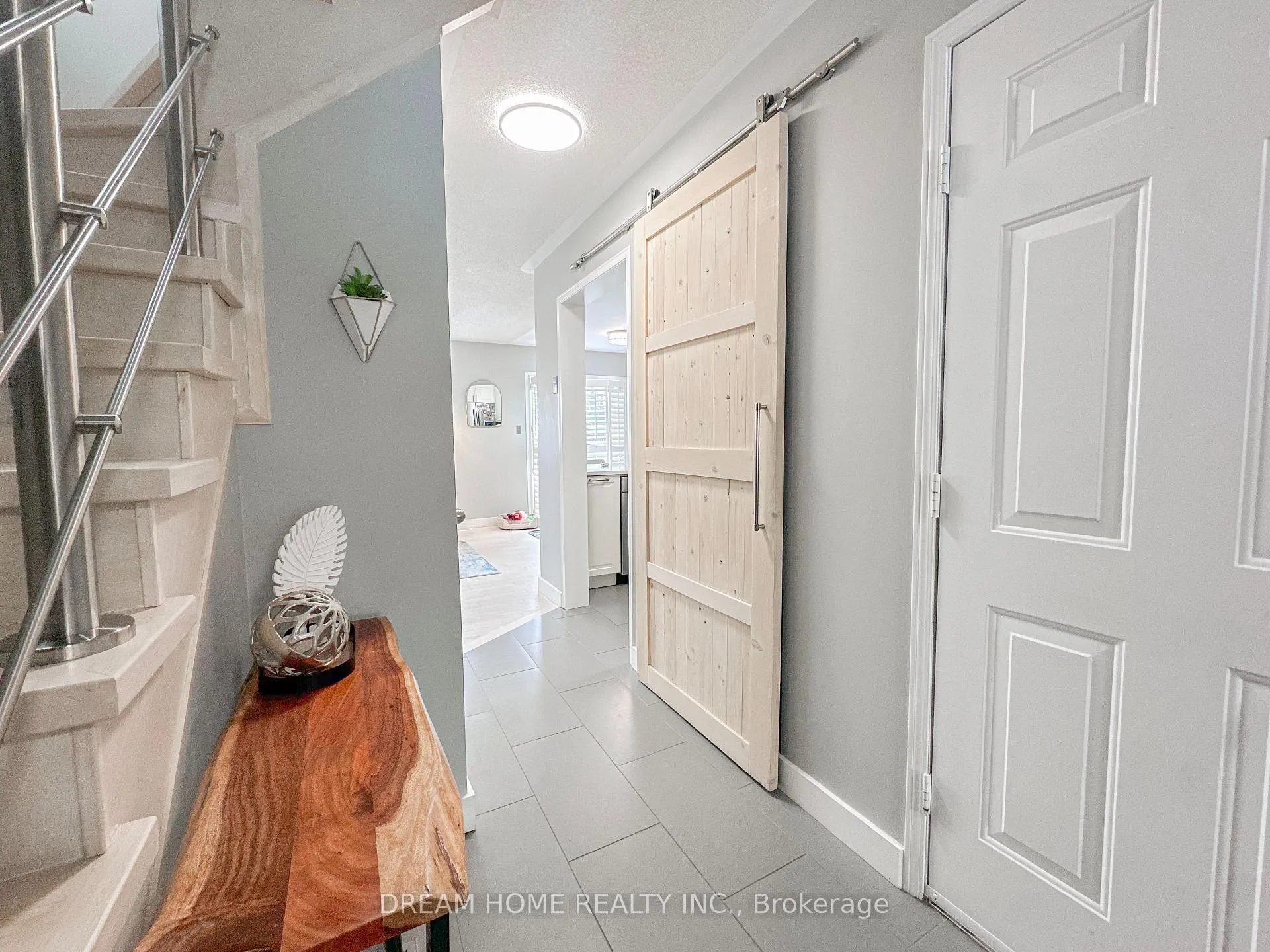 Photo 9 of 3746 Windhaven Drive, Mississauga, Lisgar — HOMEH
