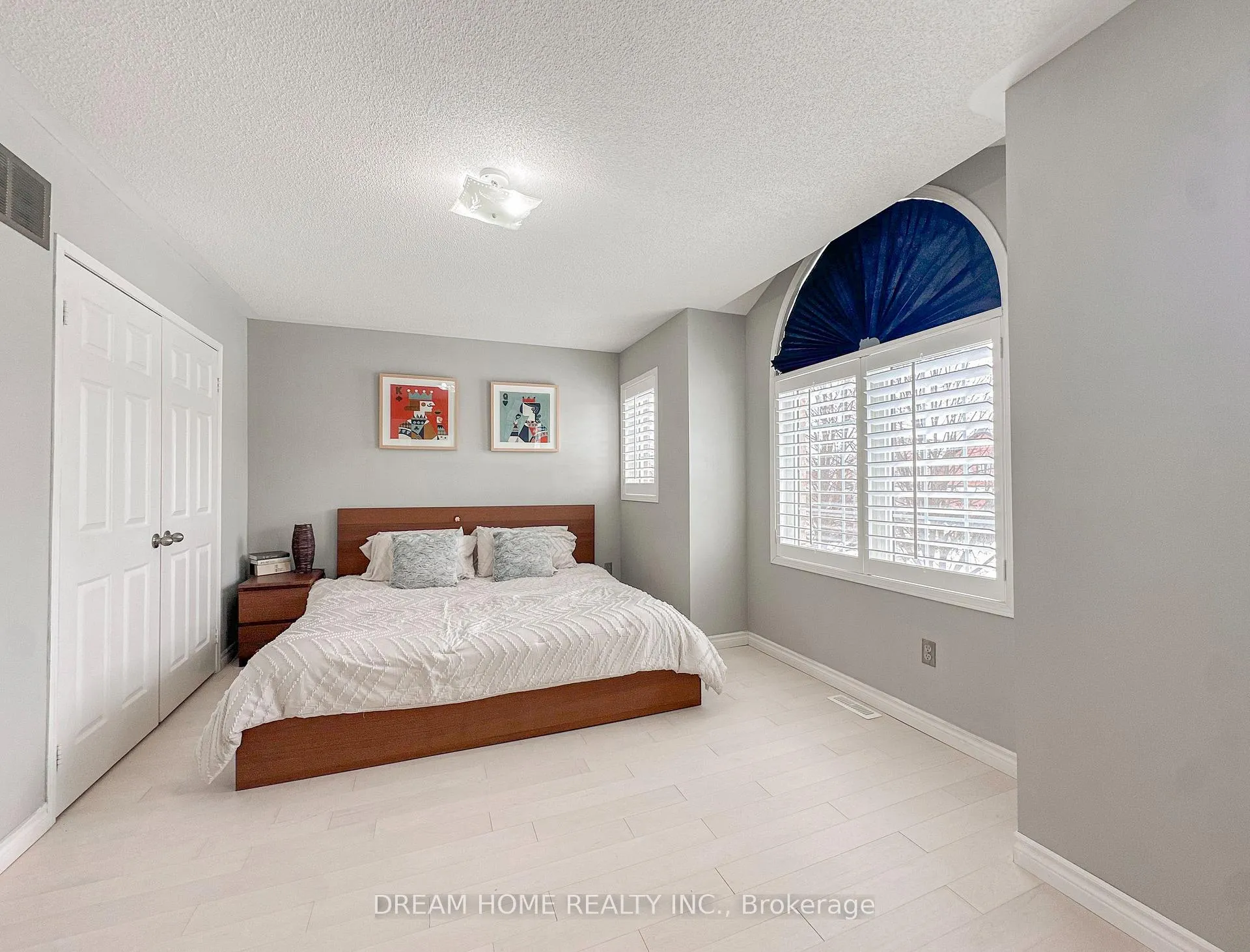 Photo 12 of 3746 Windhaven Drive, Mississauga, Lisgar — HOMEH