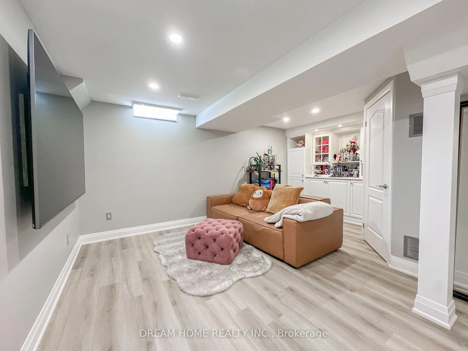 Photo 18 of 3746 Windhaven Drive, Mississauga, Lisgar — HOMEH