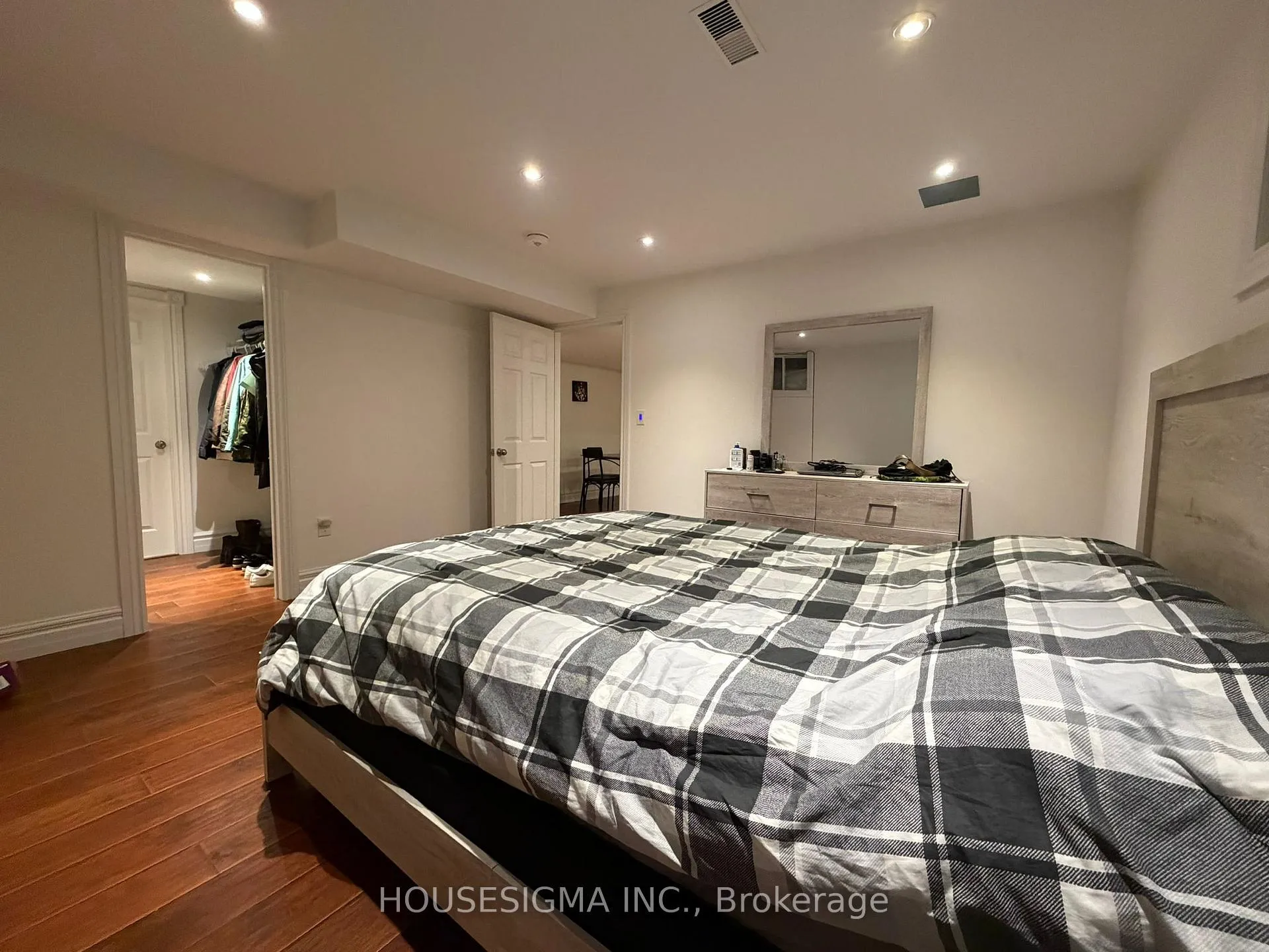 Photo 12 of Unit Bsmt, 158 Summerset Drive, Barrie, Ardagh — HOMEH