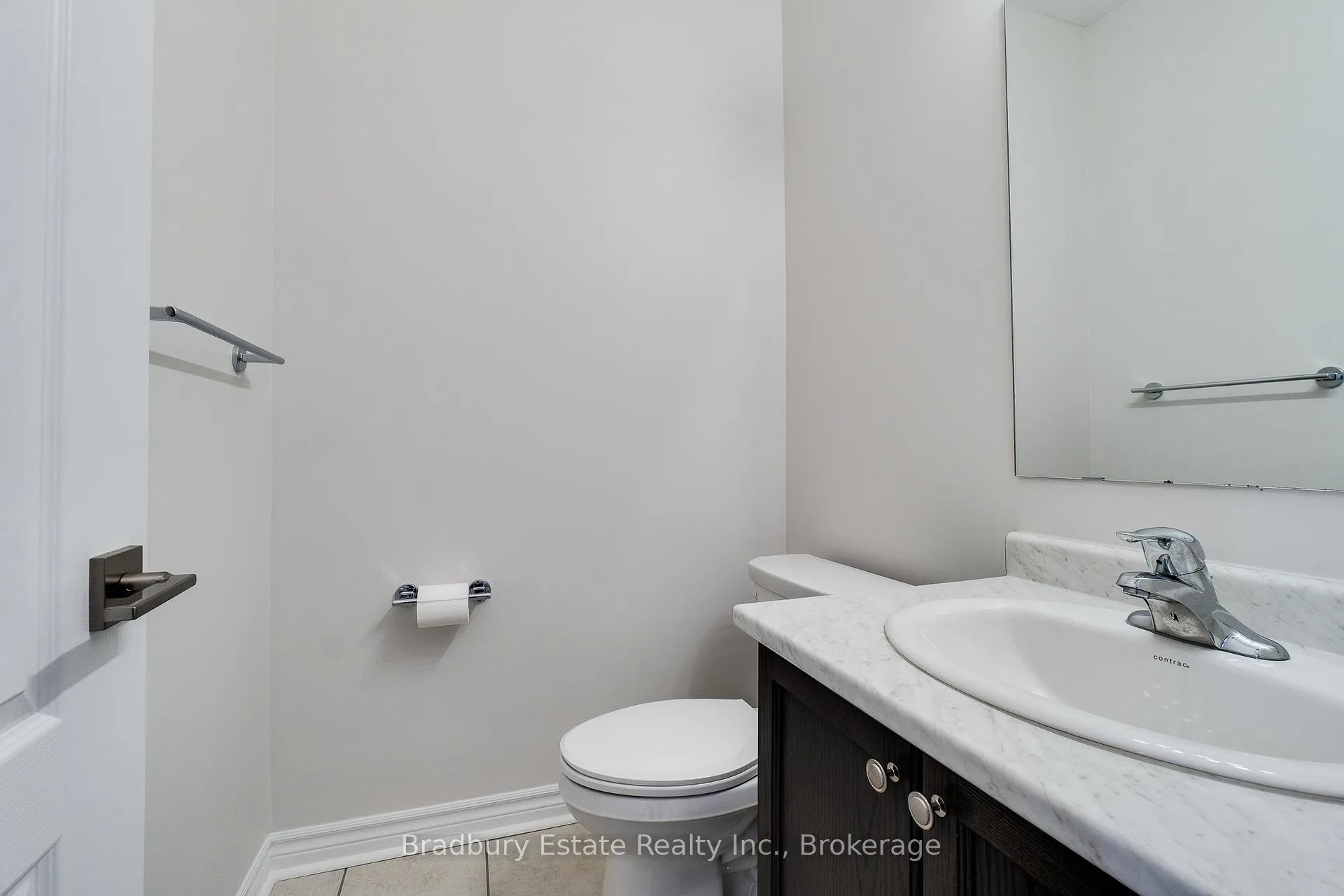 Photo 5 of 2367 Peppiatt Common, Burlington, Freeman — HOMEH