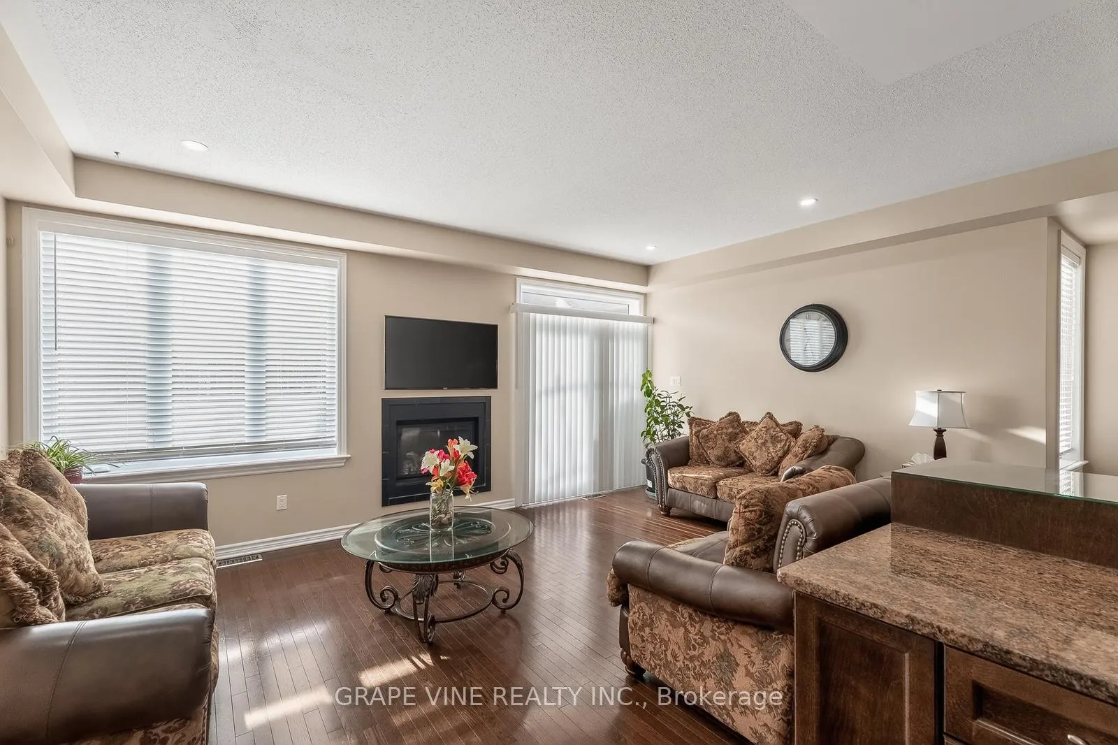Photo 10 of 1217 Alson Mills Way, Ottawa, Kanata - Emerald Meadows/Trailwest — HOMEH