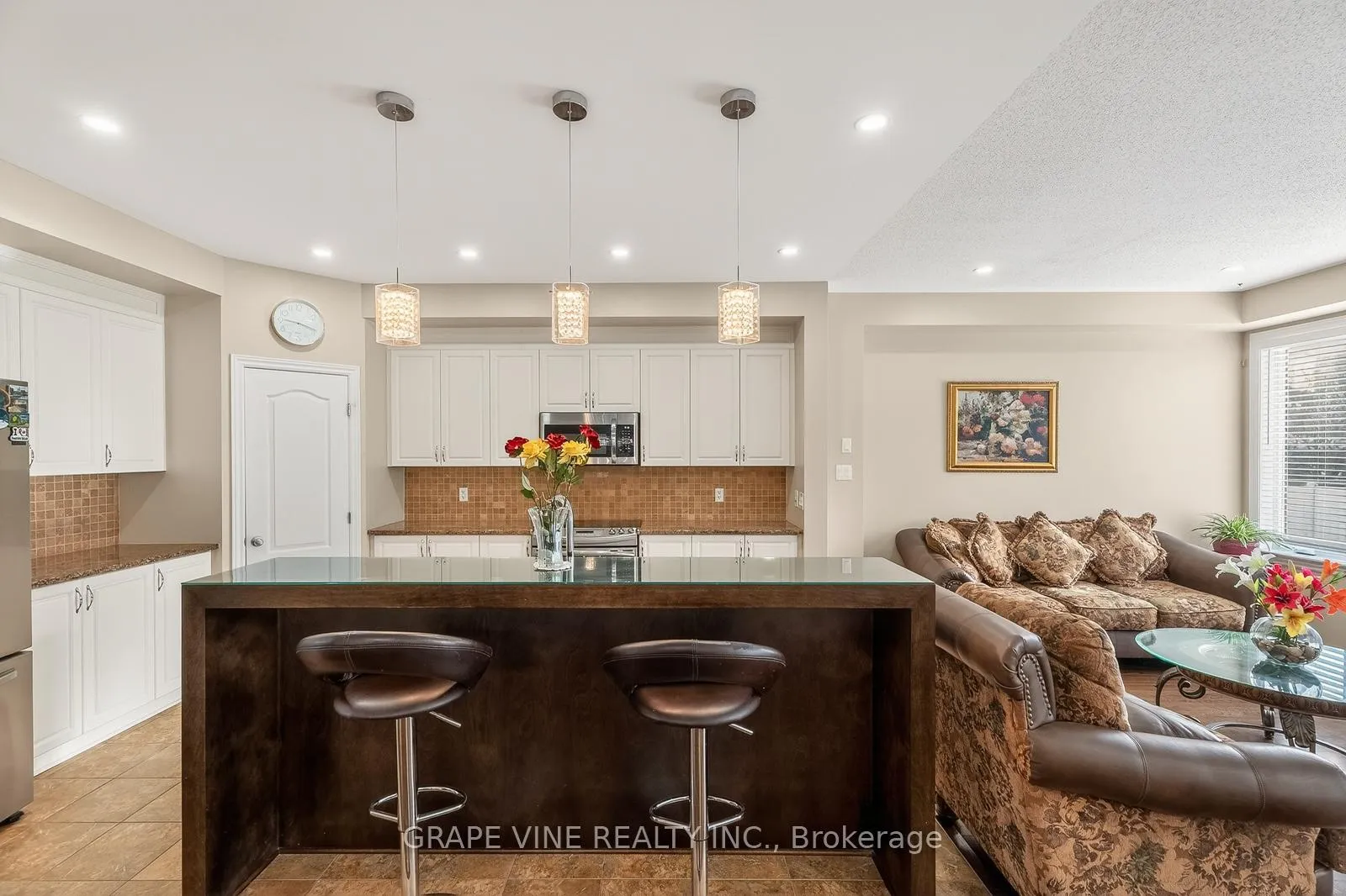 Photo 17 of 1217 Alson Mills Way, Ottawa, Kanata - Emerald Meadows/Trailwest — HOMEH