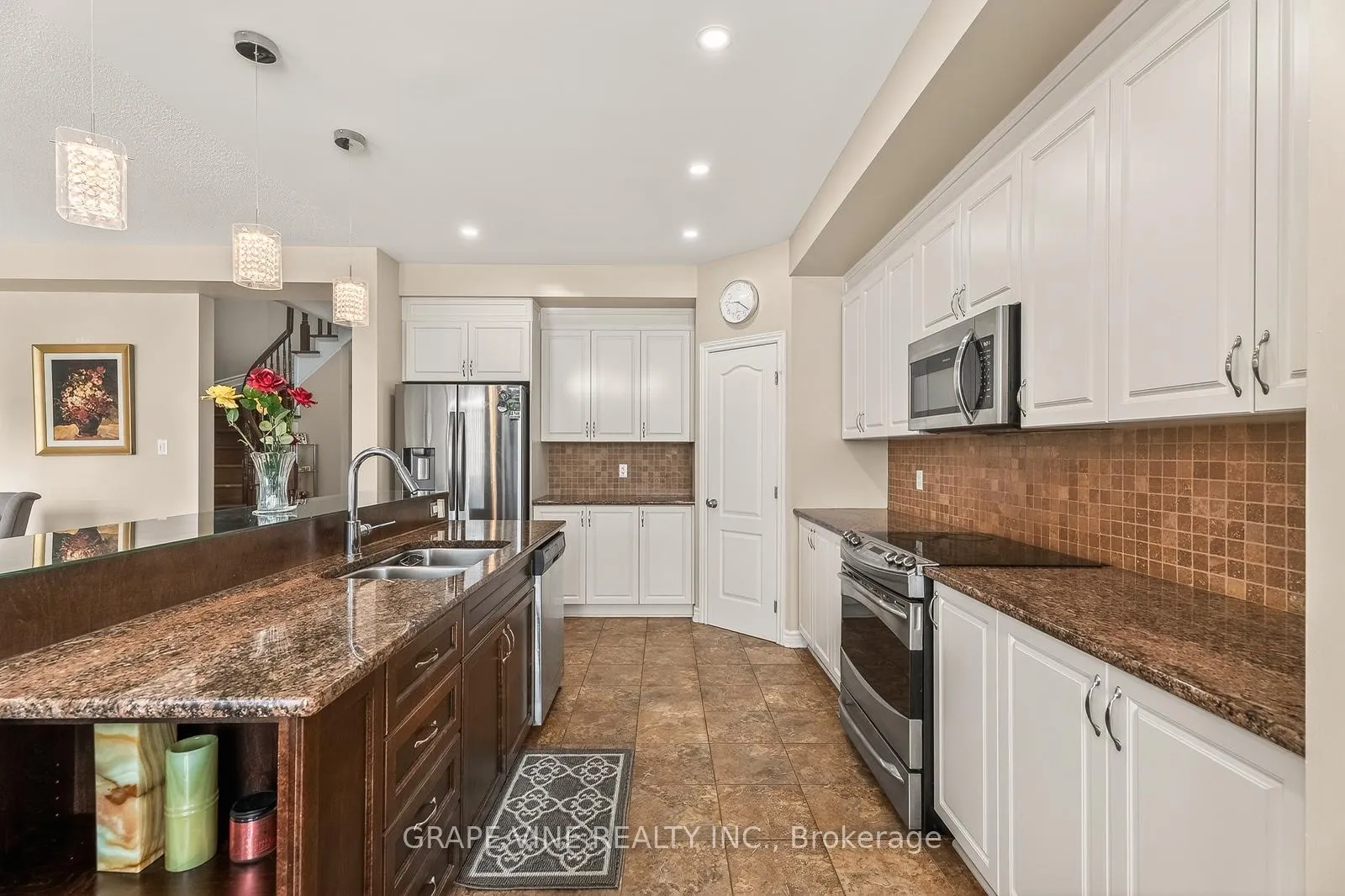 Photo 18 of 1217 Alson Mills Way, Ottawa, Kanata - Emerald Meadows/Trailwest — HOMEH