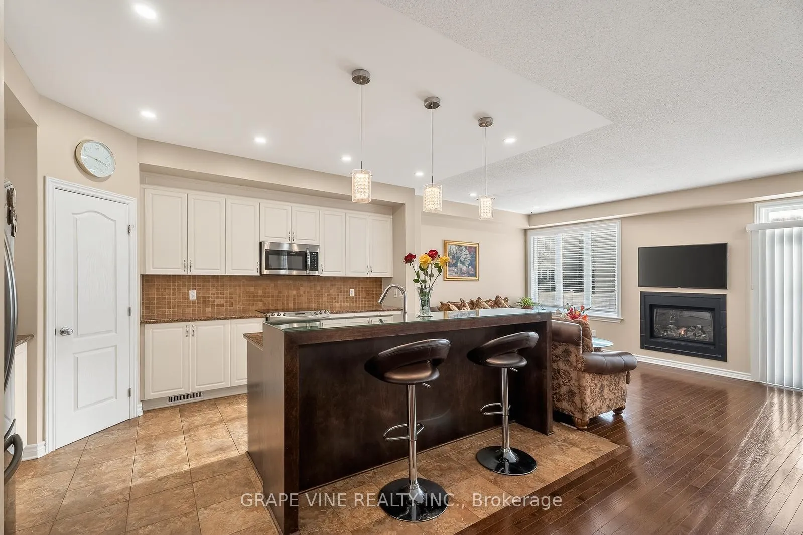 Photo 19 of 1217 Alson Mills Way, Ottawa, Kanata - Emerald Meadows/Trailwest — HOMEH