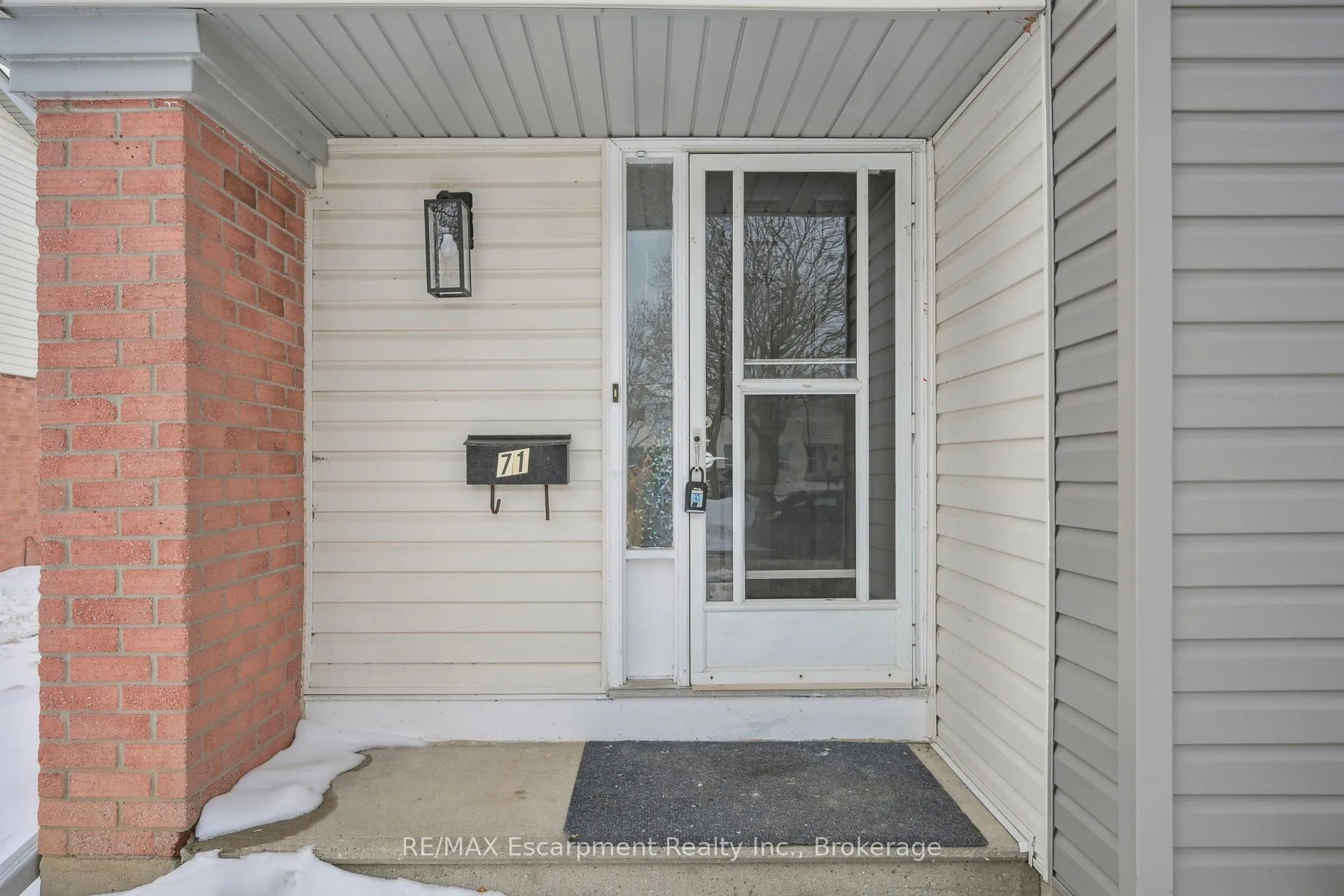 Photo 3 of Unit 71, 40 Imperial Road N, Guelph, Willow West/Sugarbush/West Acres — HOMEH