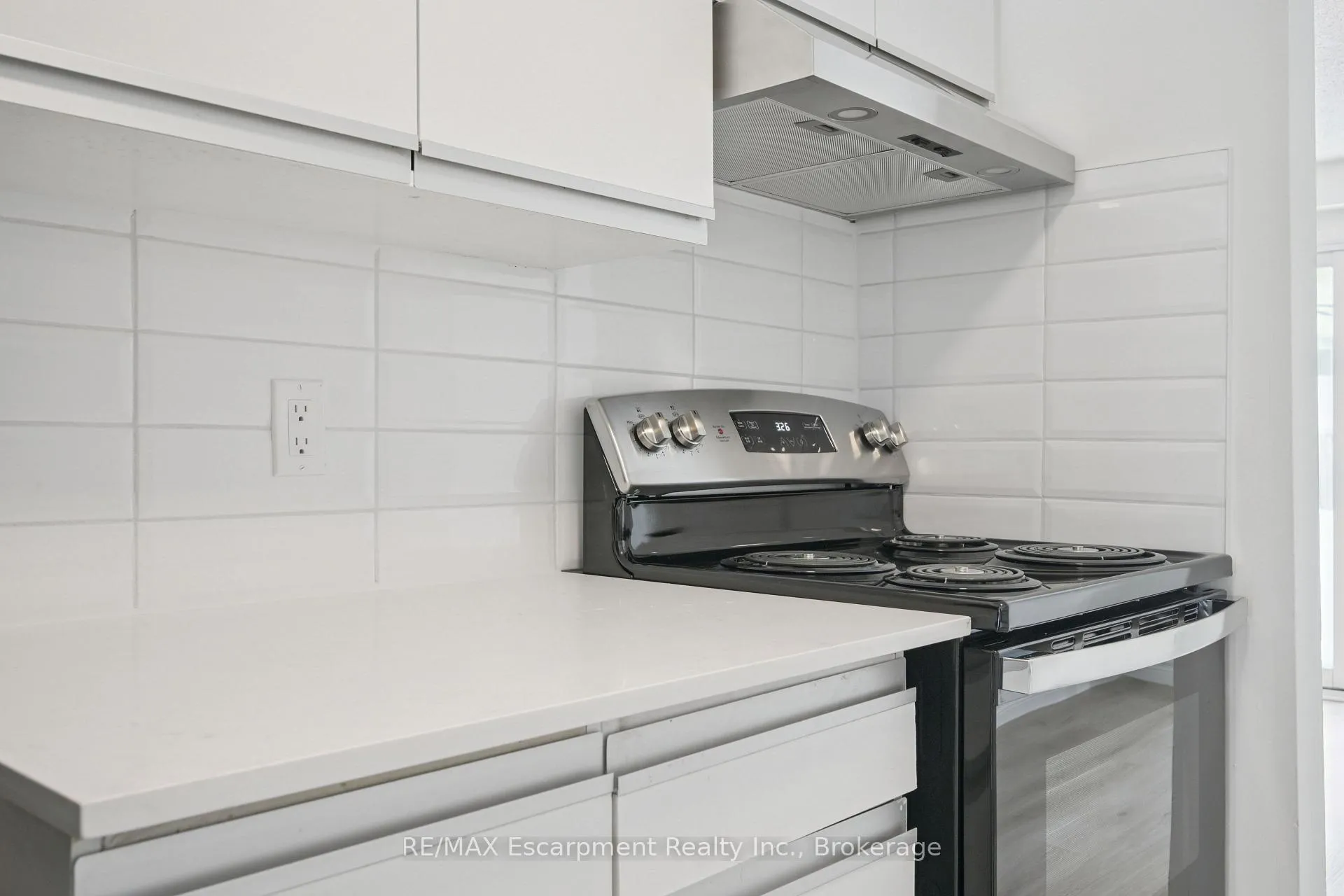 Photo 13 of Unit 71, 40 Imperial Road N, Guelph, Willow West/Sugarbush/West Acres — HOMEH