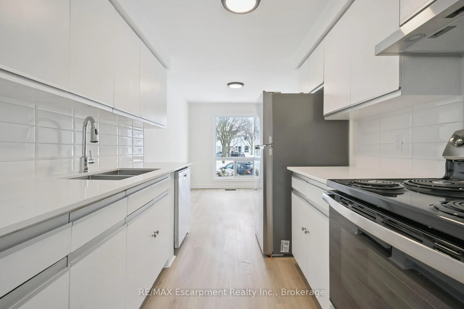 Photo 15 of Unit 71, 40 Imperial Road N, Guelph, Willow West/Sugarbush/West Acres — HOMEH