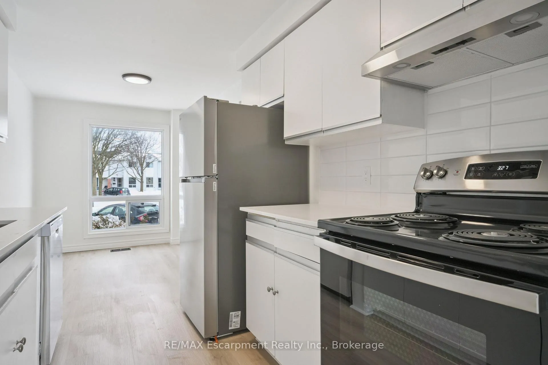 Photo 16 of Unit 71, 40 Imperial Road N, Guelph, Willow West/Sugarbush/West Acres — HOMEH