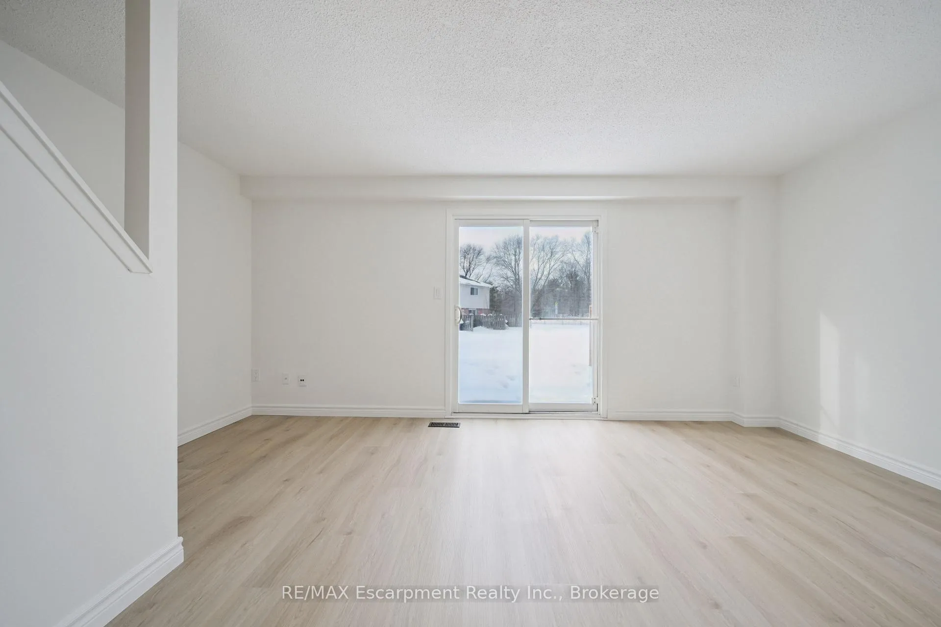 Photo 17 of Unit 71, 40 Imperial Road N, Guelph, Willow West/Sugarbush/West Acres — HOMEH
