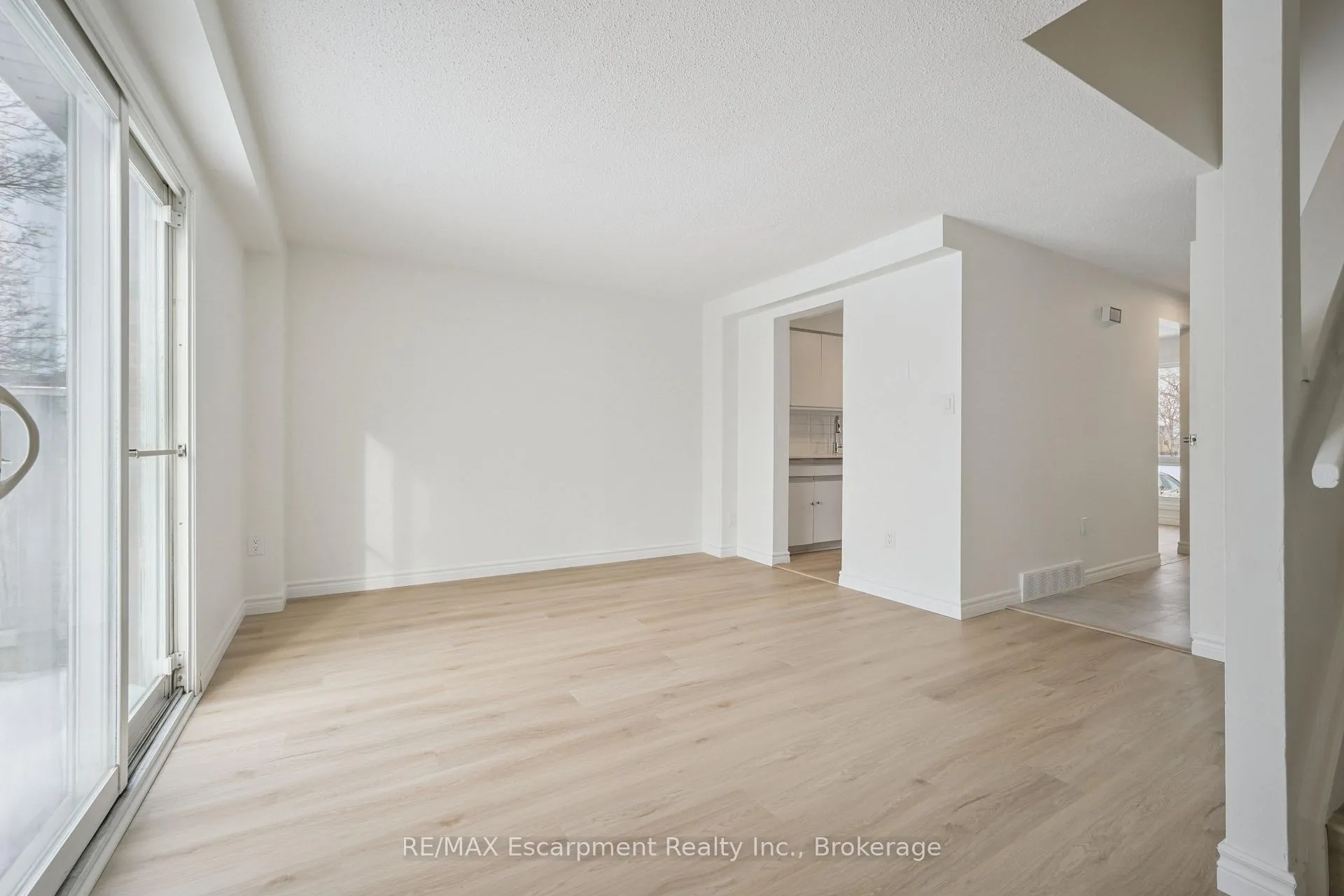 Photo 21 of Unit 71, 40 Imperial Road N, Guelph, Willow West/Sugarbush/West Acres — HOMEH