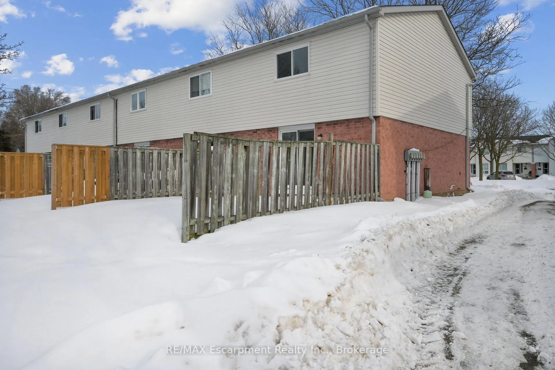 Photo 45 of Unit 71, 40 Imperial Road N, Guelph, Willow West/Sugarbush/West Acres — HOMEH