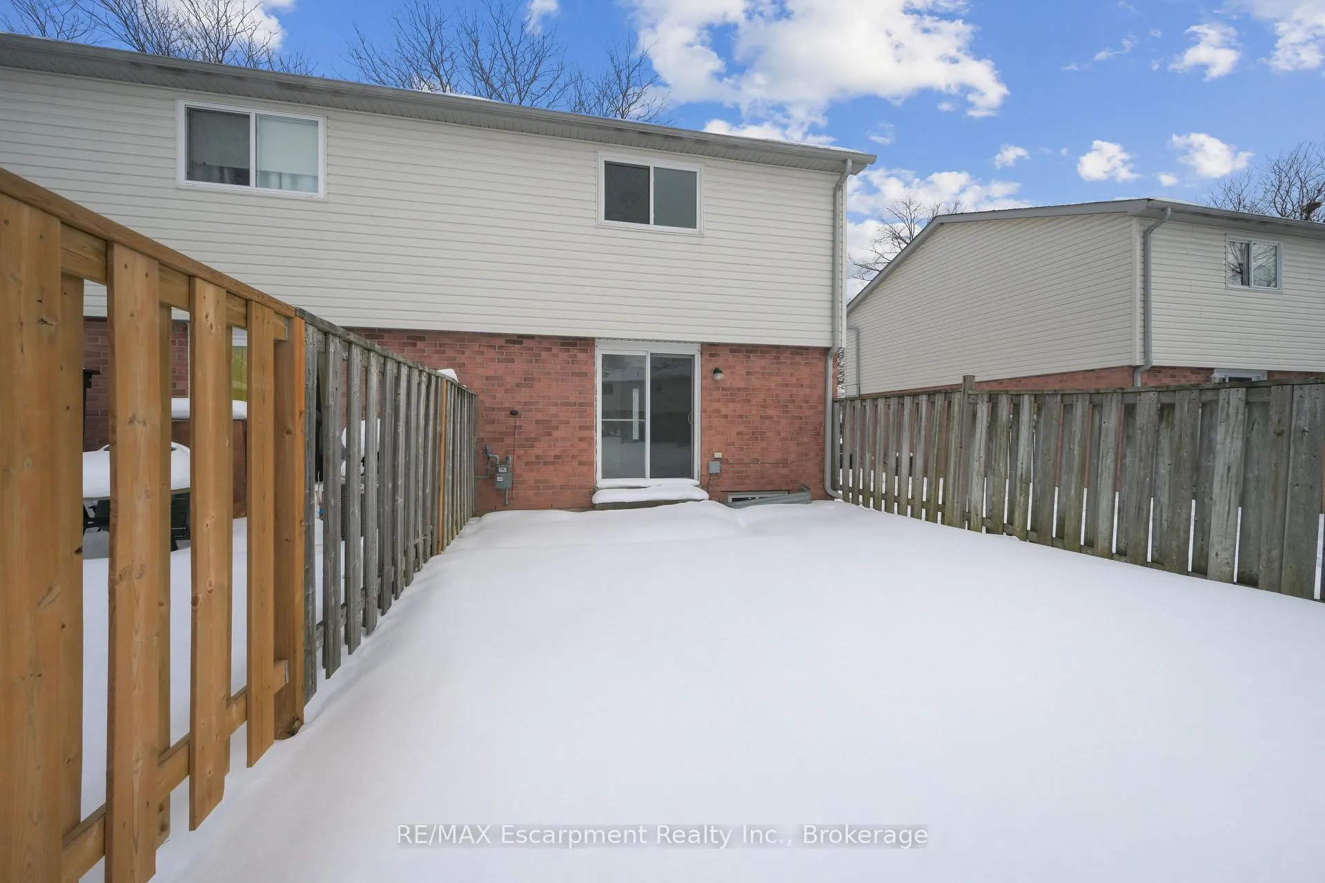 Photo 49 of Unit 71, 40 Imperial Road N, Guelph, Willow West/Sugarbush/West Acres — HOMEH