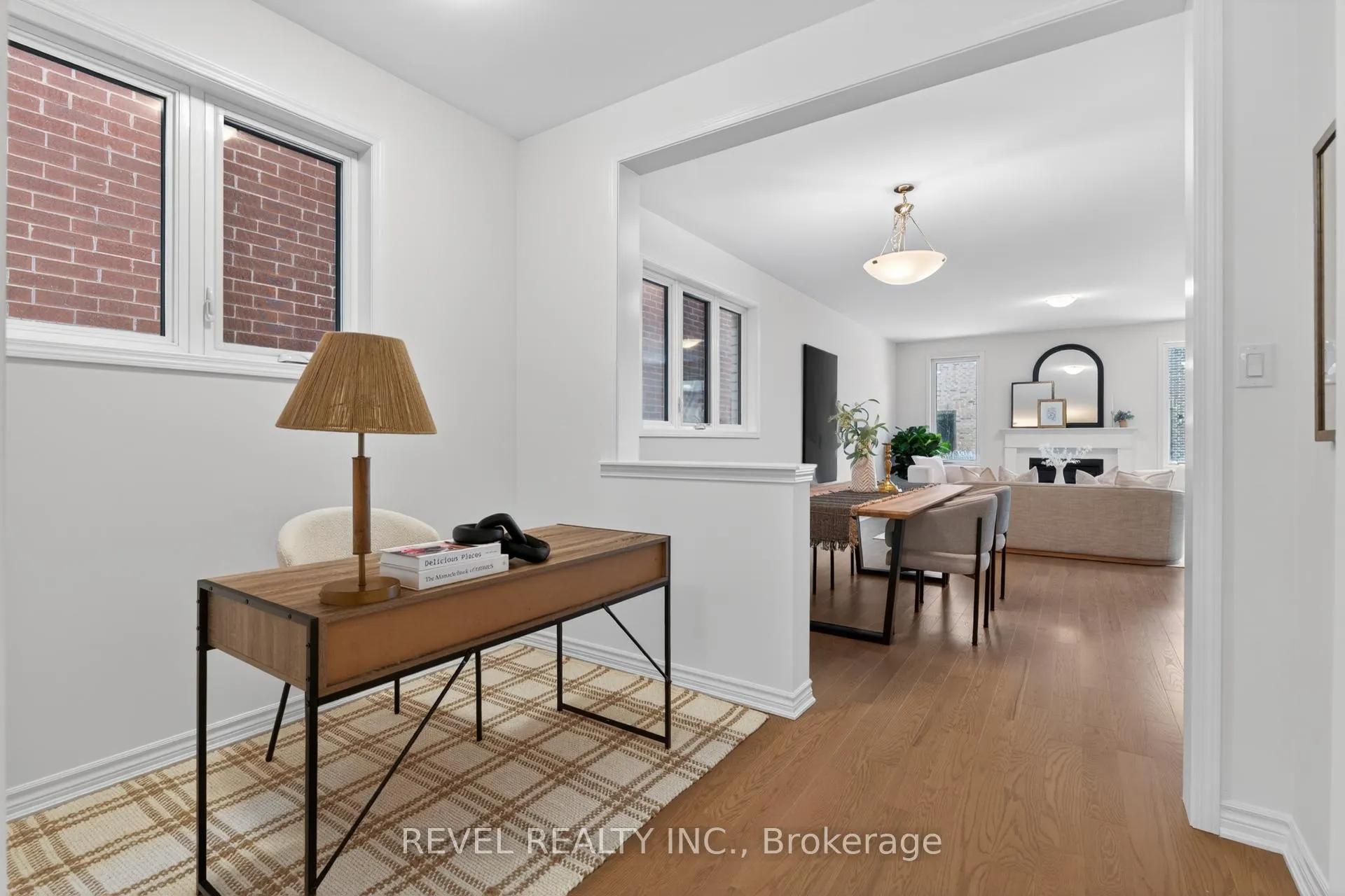 Photo 3 of 1468 Melville Bonus Crescent, Milton, Bowes — HOMEH