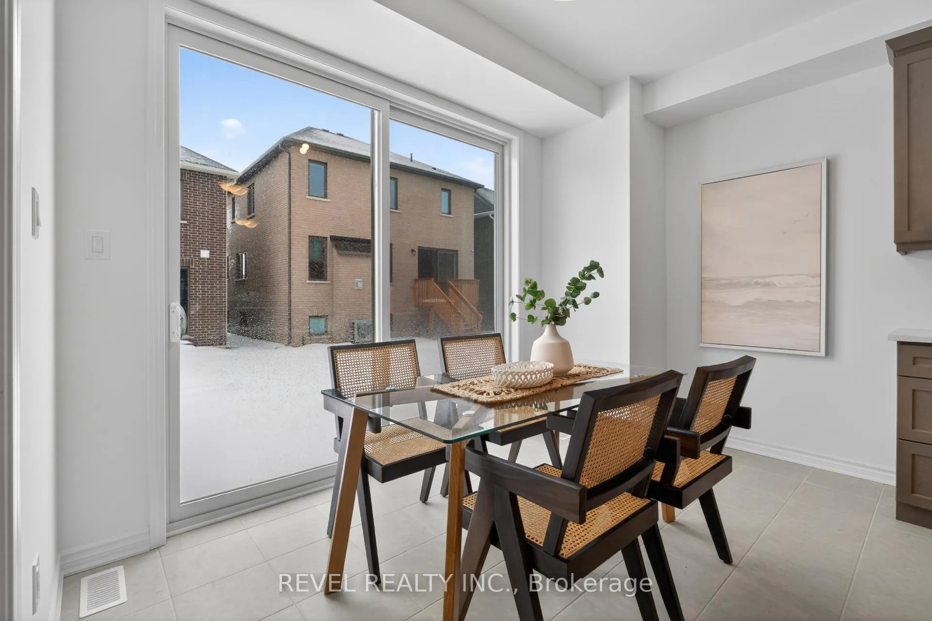 Photo 16 of 1468 Melville Bonus Crescent, Milton, Bowes — HOMEH