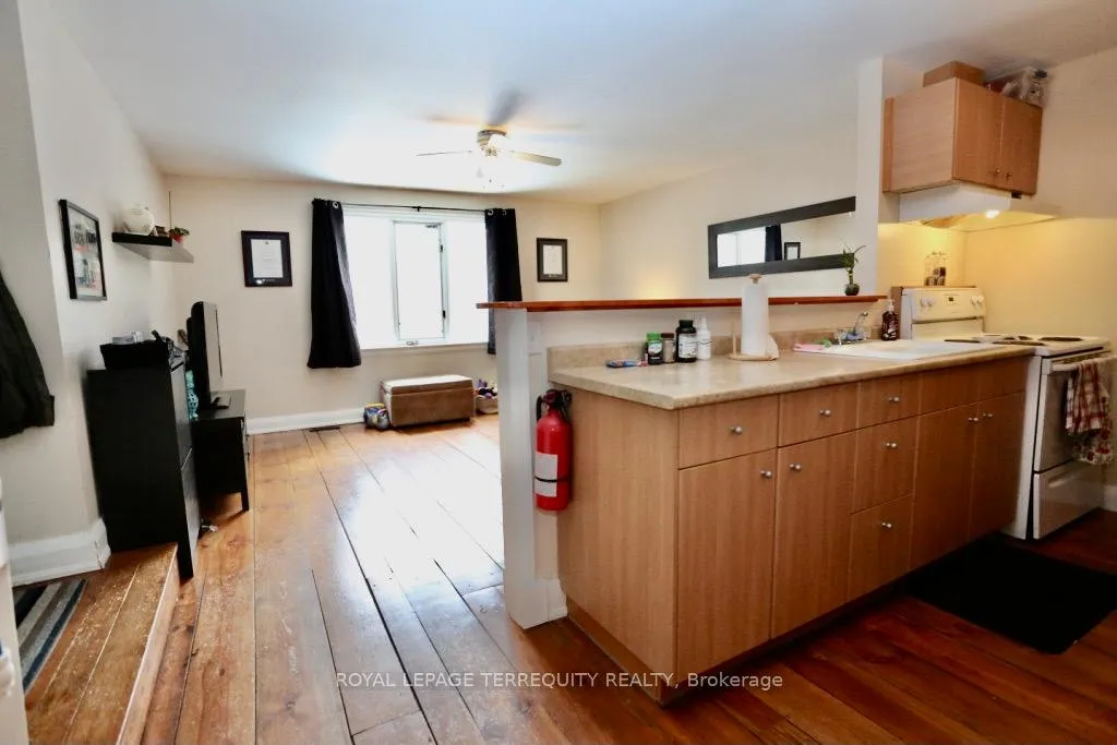 Photo 2 of Unit #Upper, 16214 The Gore Road, Caledon, Rural Caledon — HOMEH