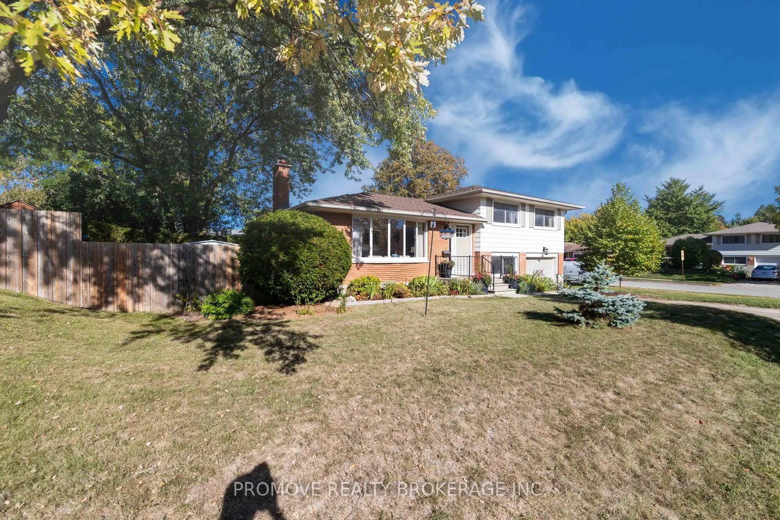 Photo 5 of 78 Devere Drive, Guelph, Dovercliffe Park/Old University — HOMEH
