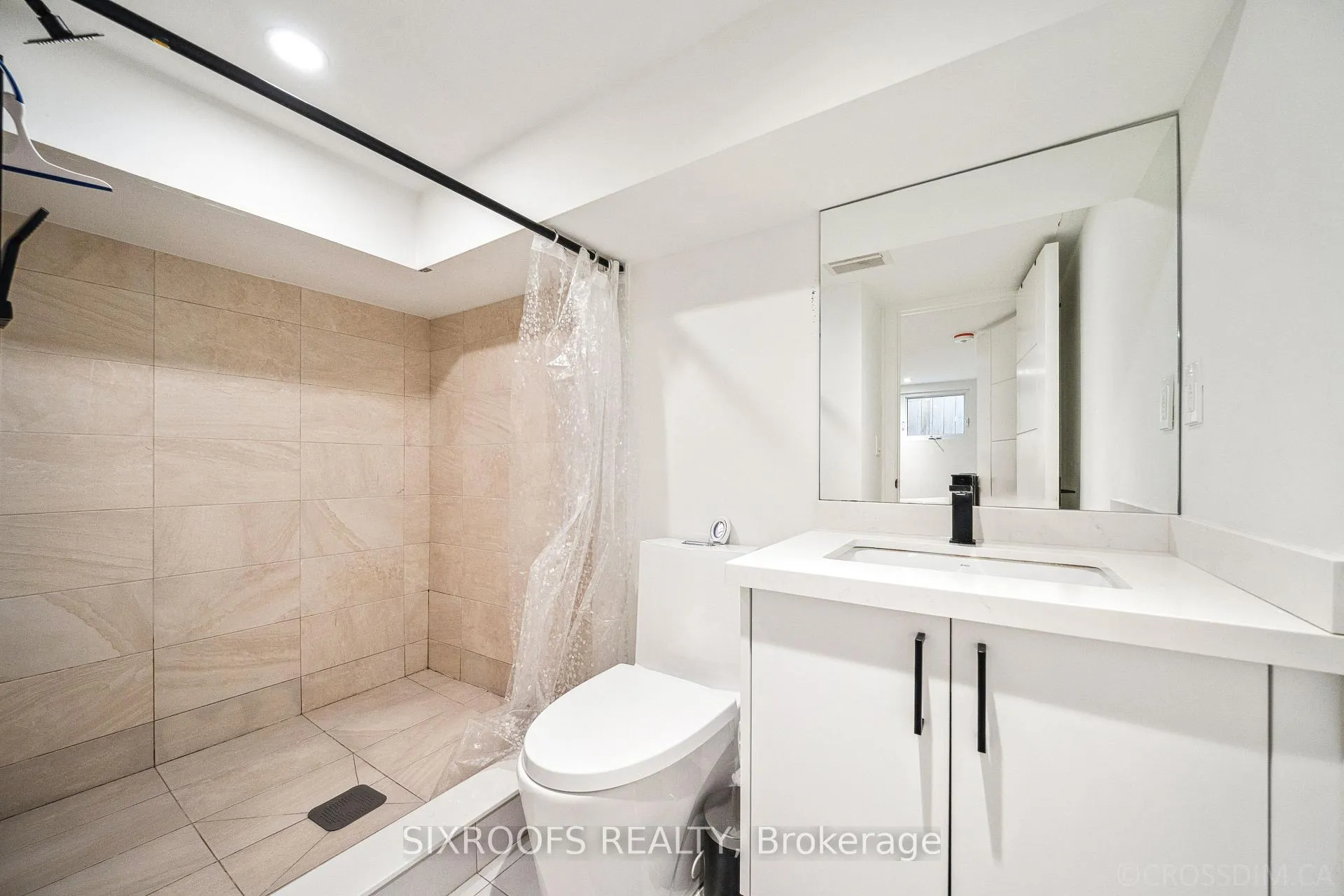 Photo 9 of Unit Lower B, 41 Dunkirk Road, Toronto, Danforth Village-East York — HOMEH