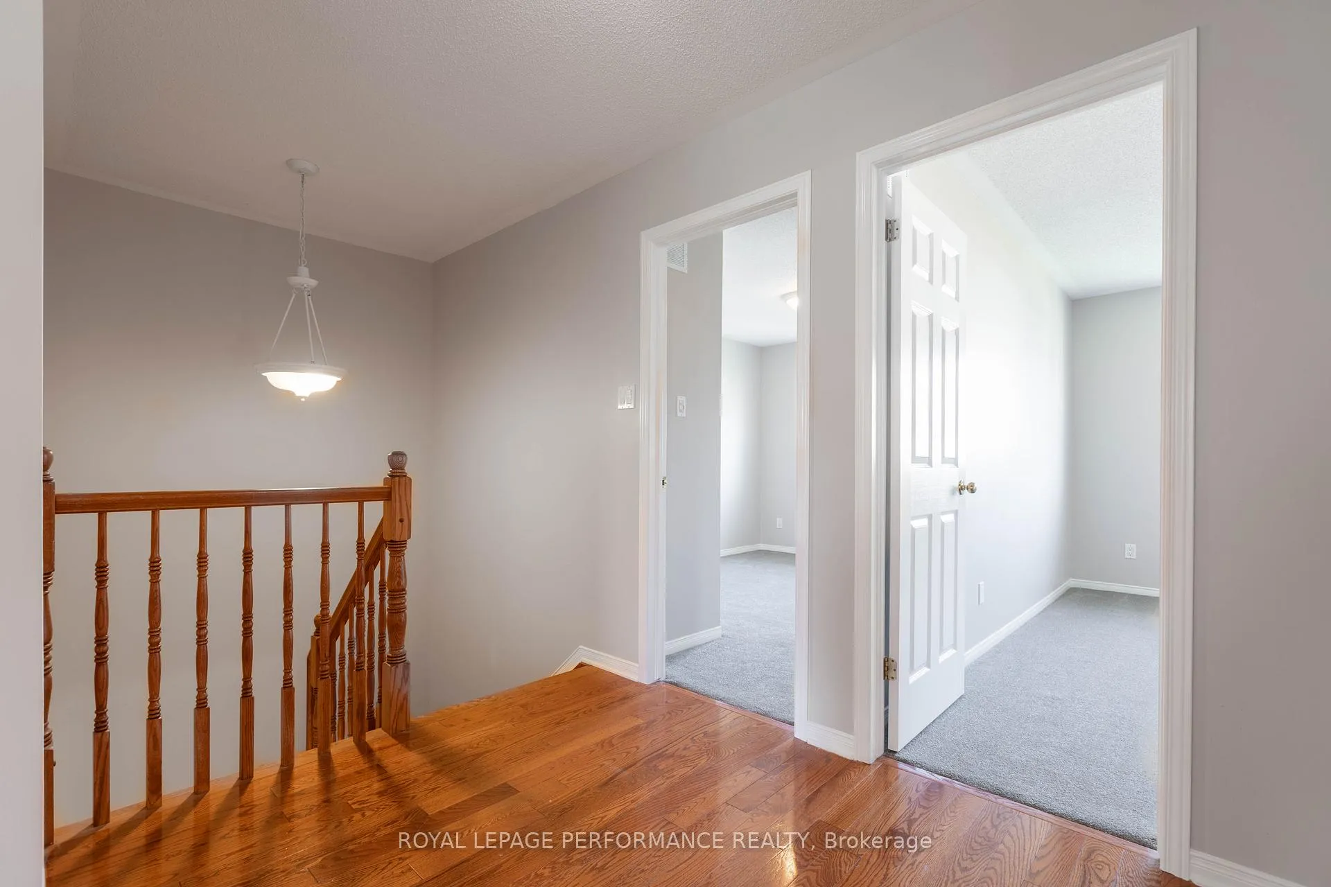 Photo 17 of 47 Steel Street, Ottawa, Beacon Hill South — HOMEH