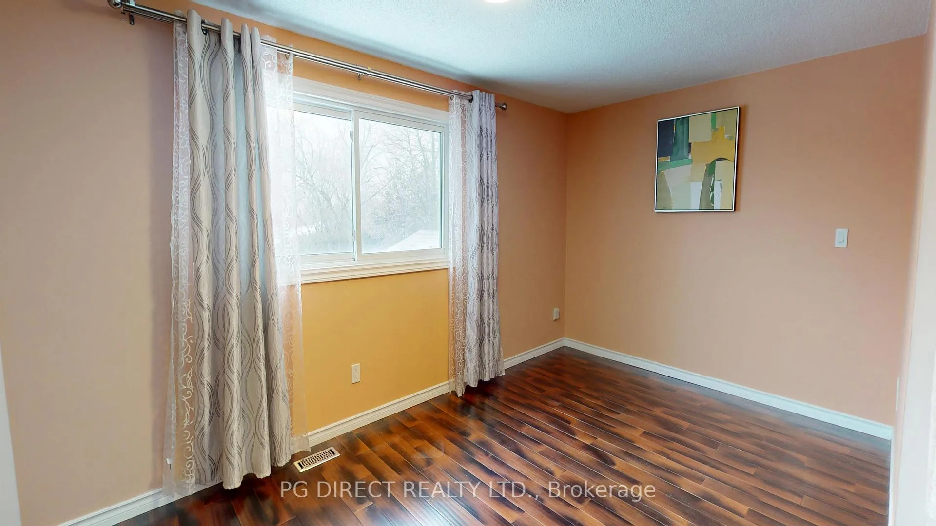 Photo 9 of Unit 32, 16 Hadati Road, Guelph, Grange Road — HOMEH