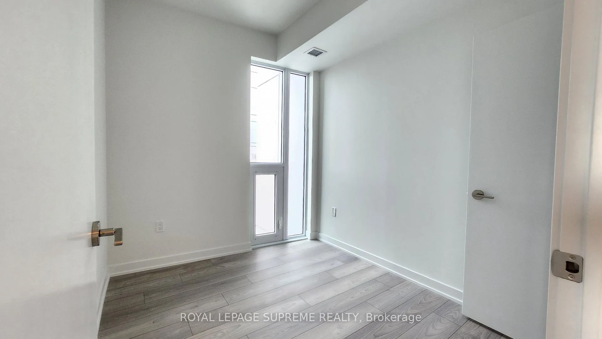 Photo 16 of Unit 418, 1 Fairview Road E, Mississauga, Mississauga Valleys — HOMEH