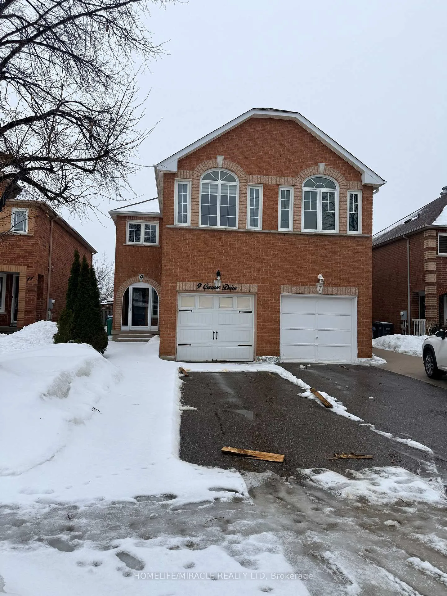 Photo 1 of 9 Caruso Drive, Brampton, Fletcher's West — HOMEH