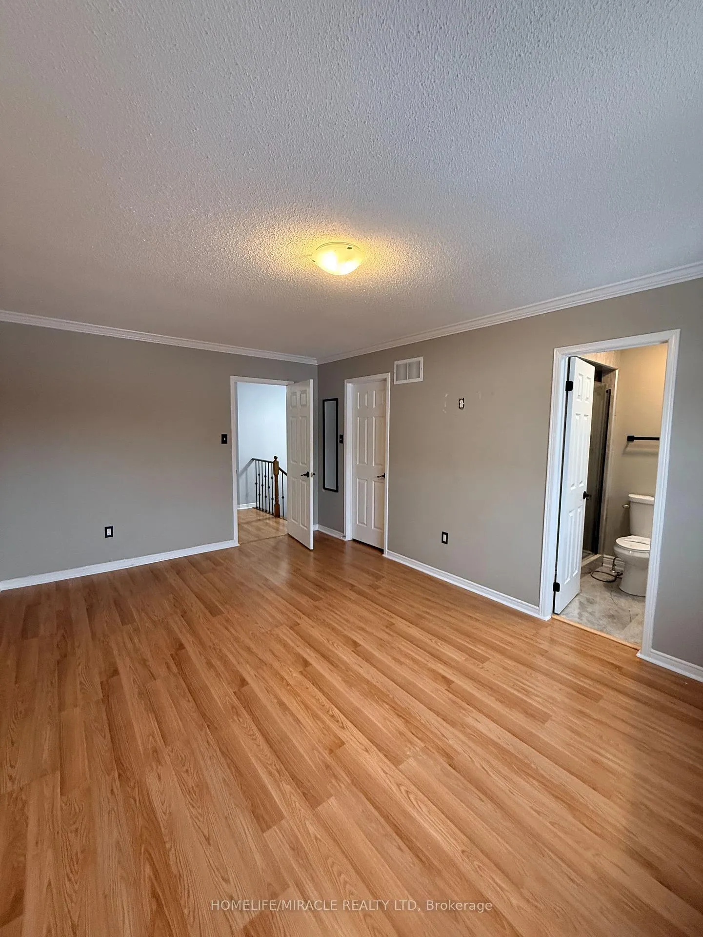 Photo 21 of 9 Caruso Drive, Brampton, Fletcher's West — HOMEH
