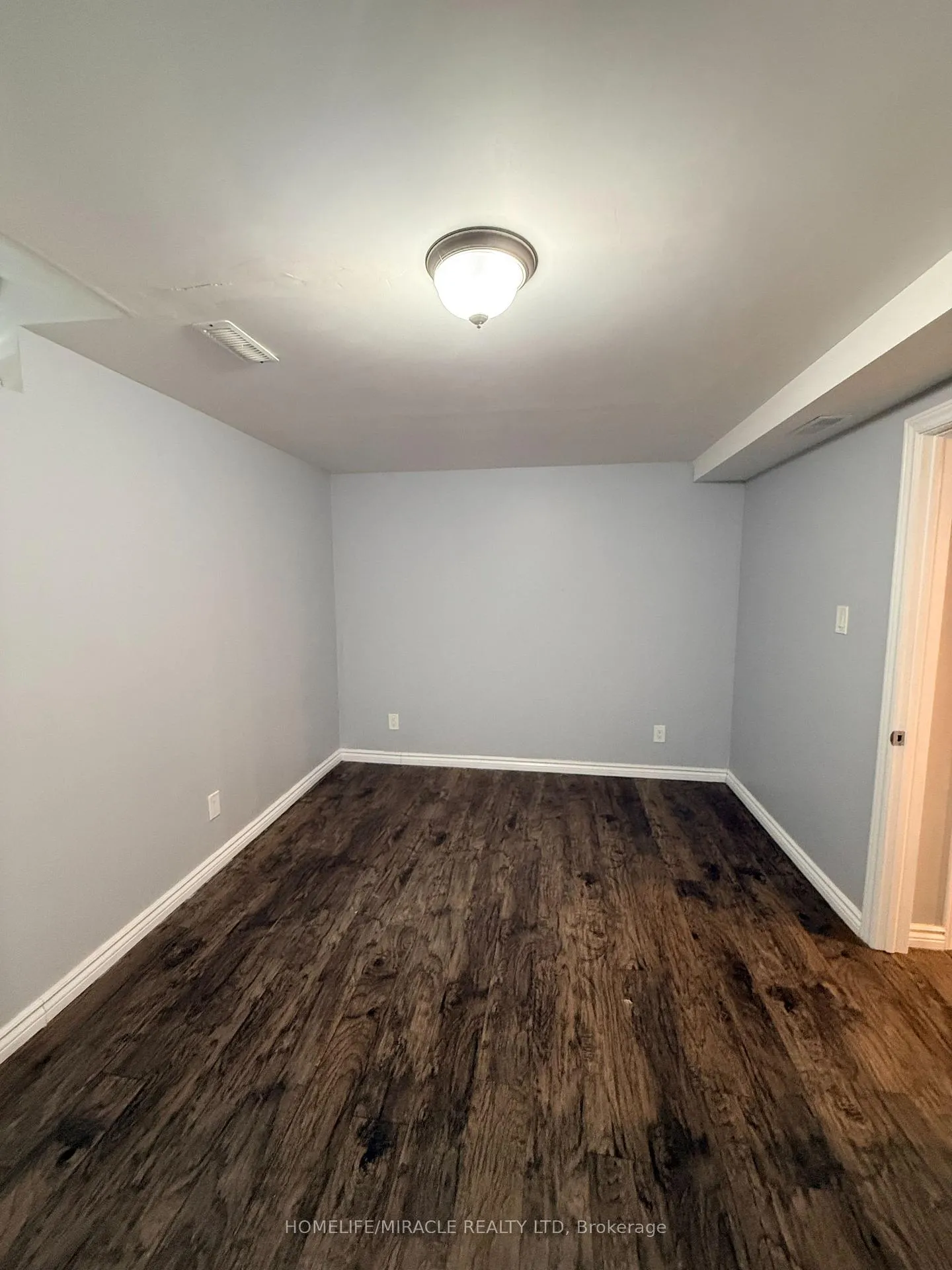 Photo 30 of 9 Caruso Drive, Brampton, Fletcher's West — HOMEH