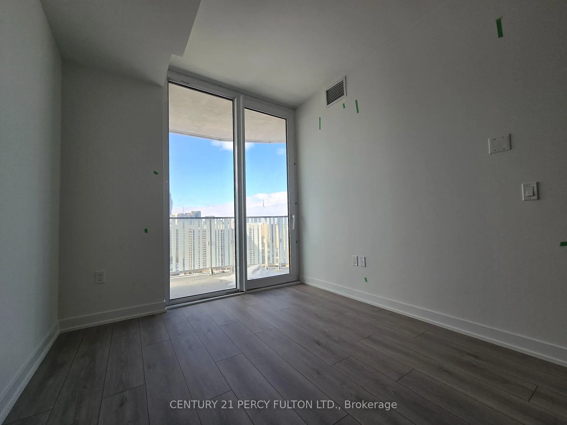Photo 3 of Unit 1905, 1 Fairview Road E, Mississauga, Mississauga Valleys — HOMEH