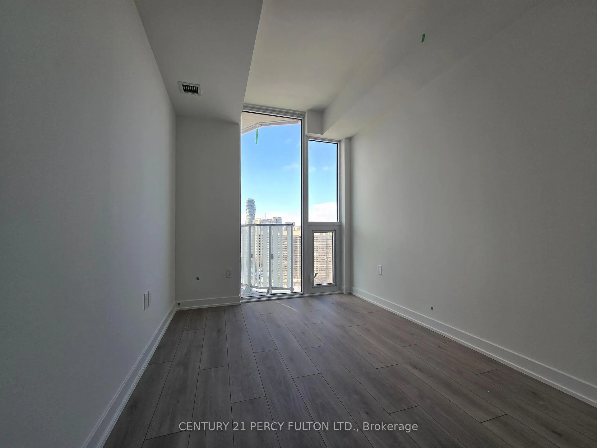 Photo 10 of Unit 1905, 1 Fairview Road E, Mississauga, Mississauga Valleys — HOMEH