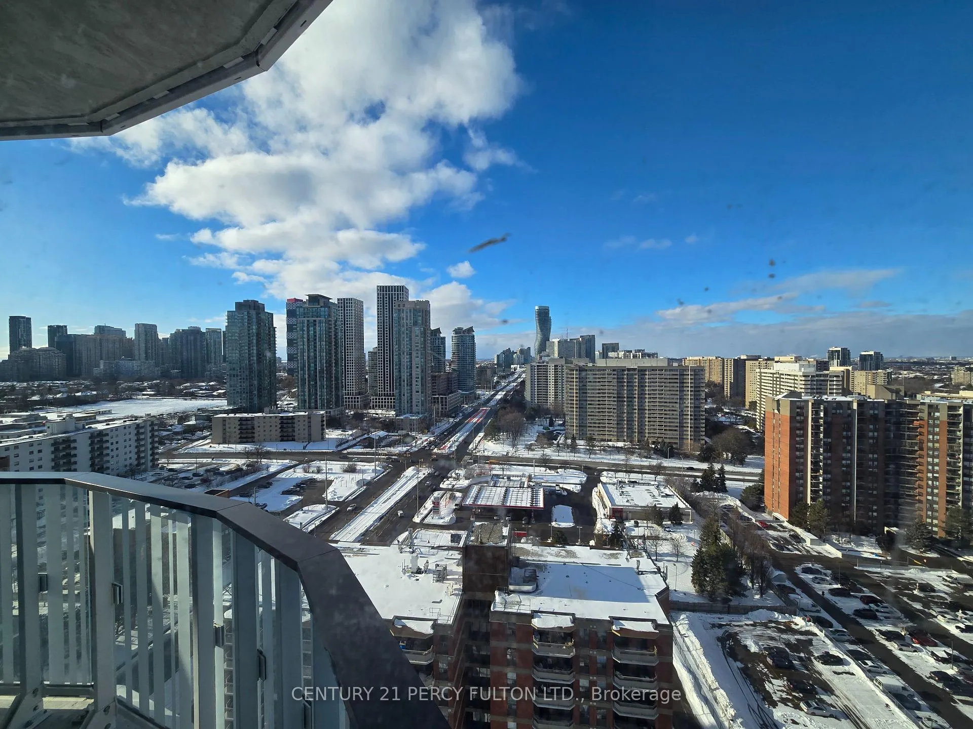 Photo 13 of Unit 1905, 1 Fairview Road E, Mississauga, Mississauga Valleys — HOMEH