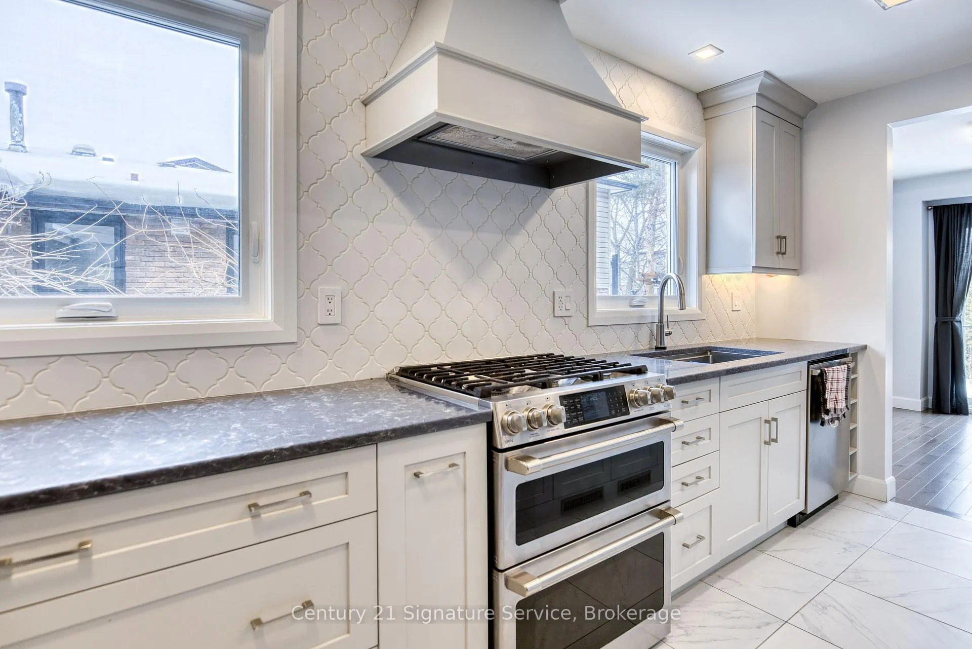 Photo 7 of 7282 Bendigo Circle, Mississauga, Meadowvale — HOMEH